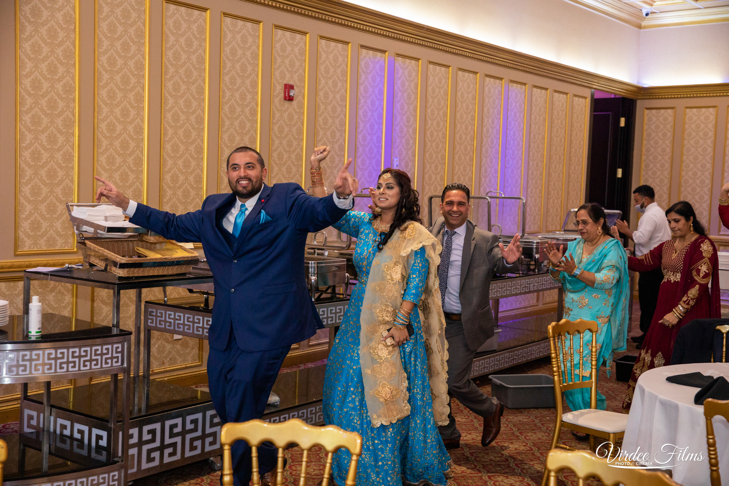 RING CEREMONY (750)
