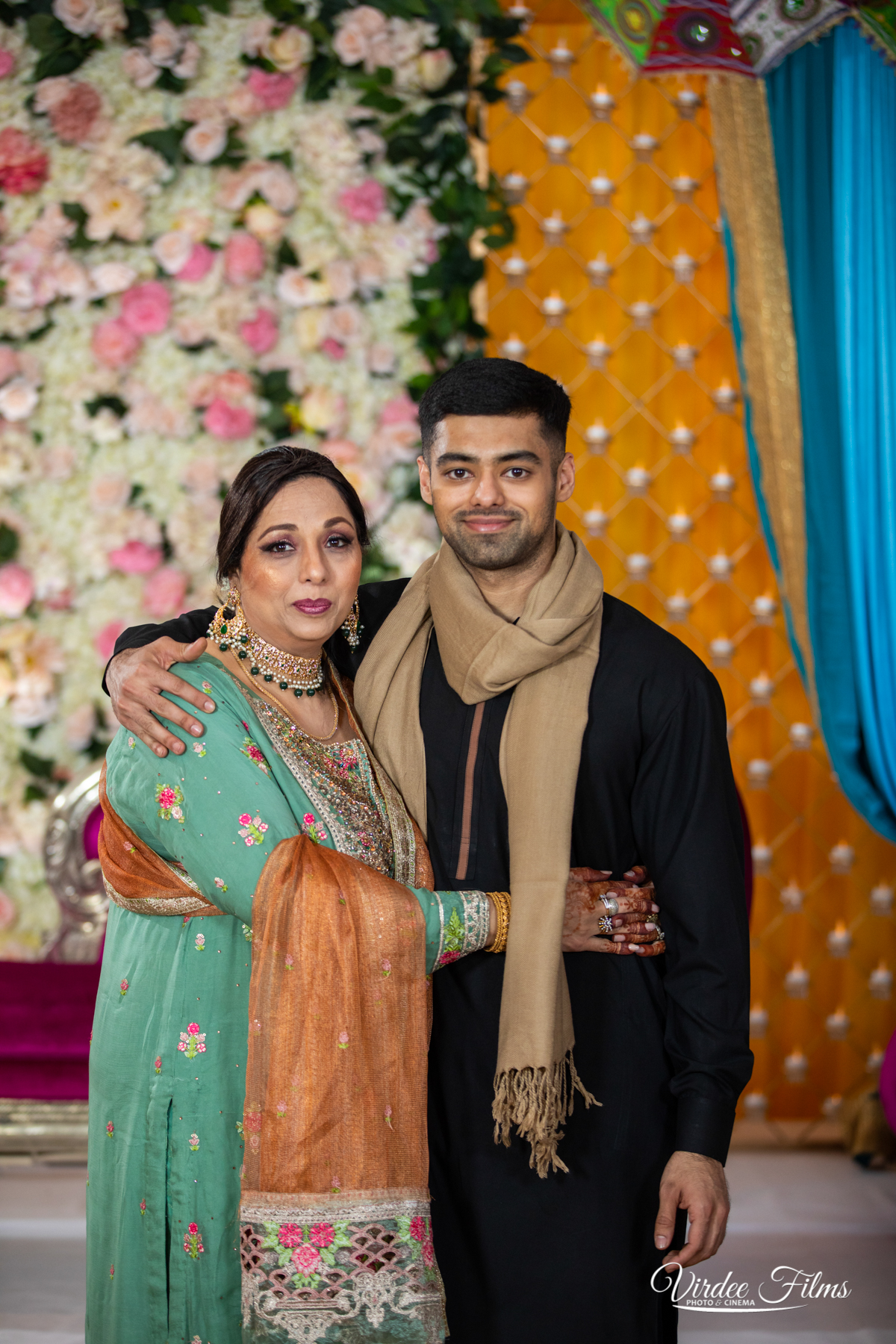 MEHNDI (216)
