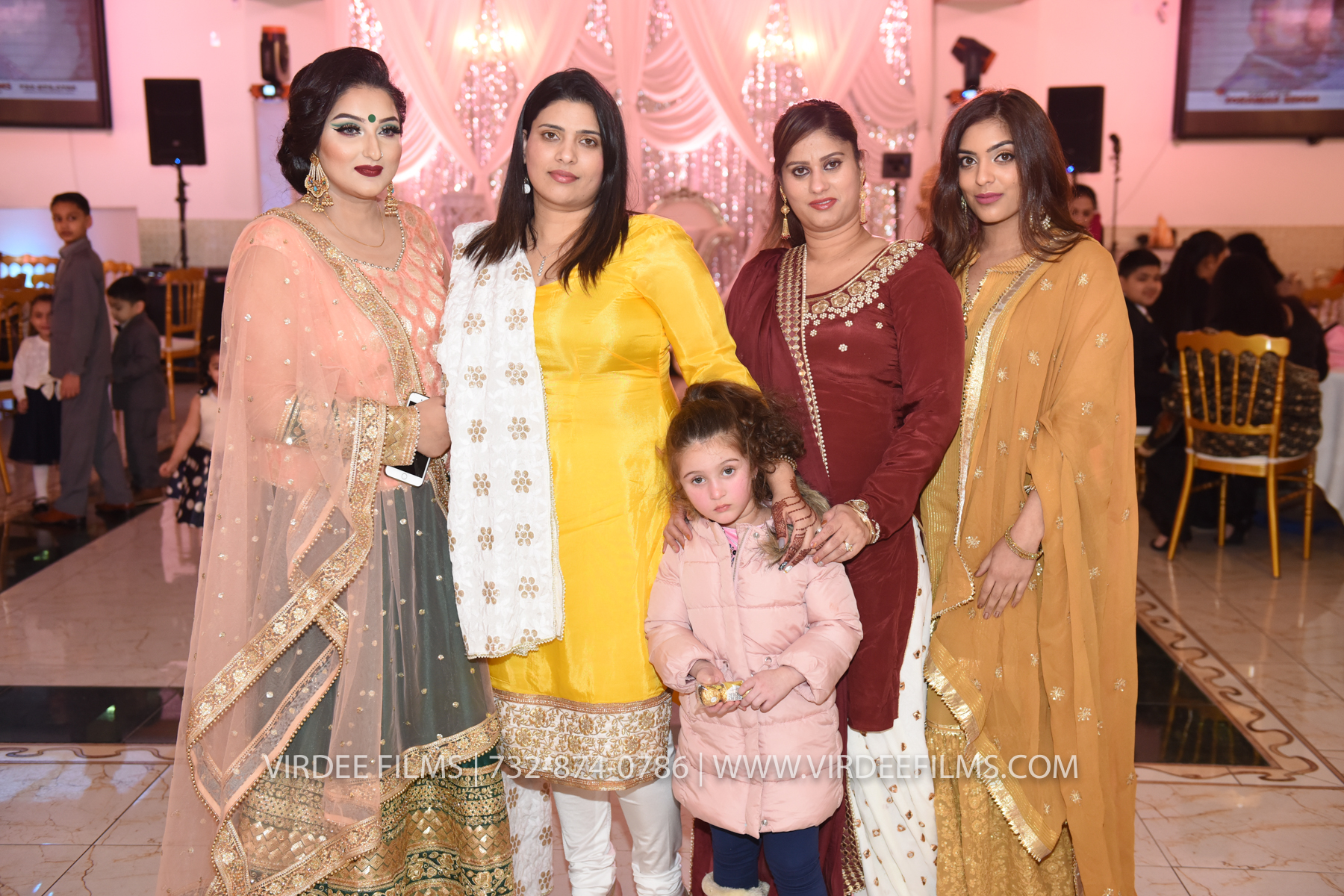 ZORA LOHRI (276)