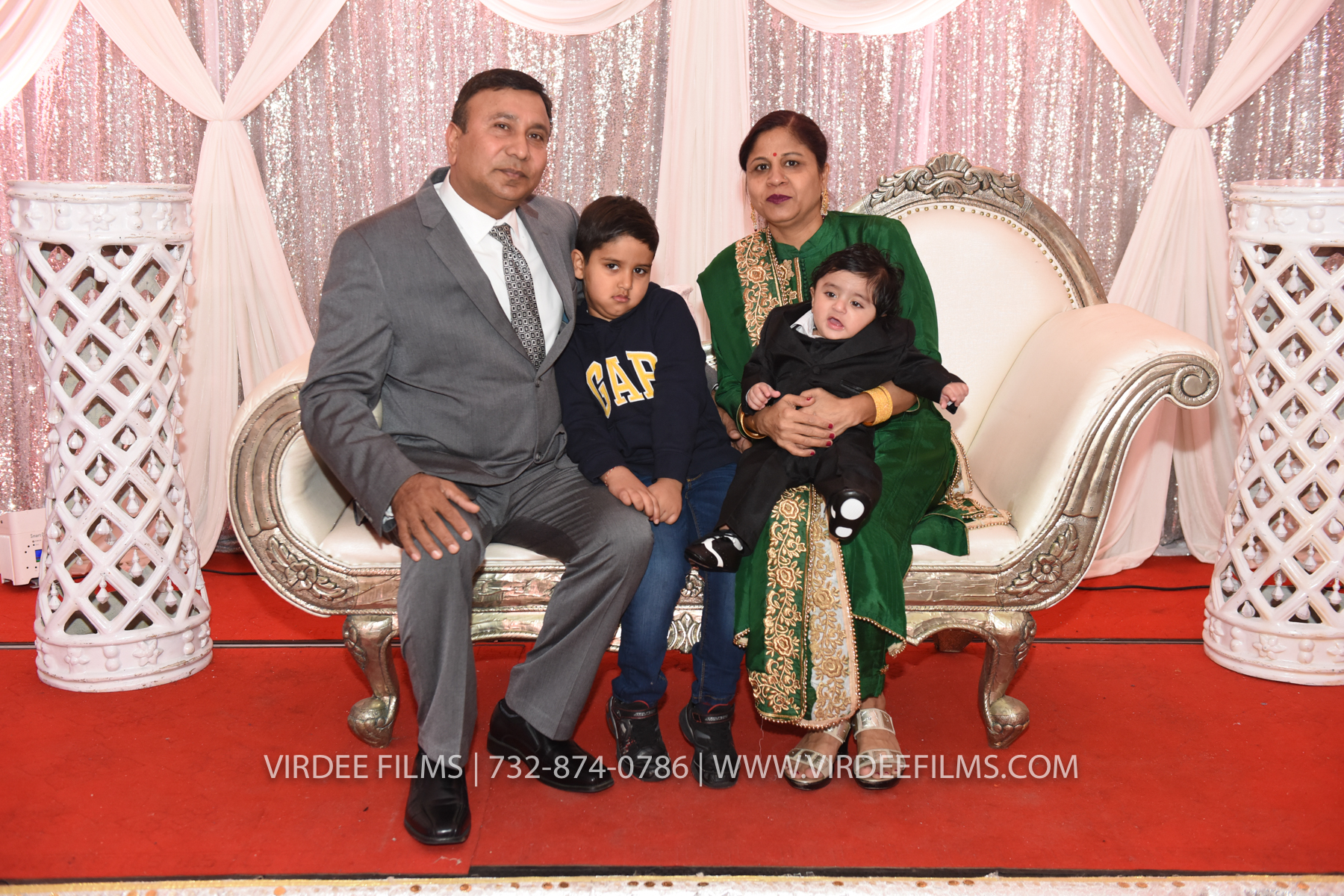 ZORA LOHRI (185)