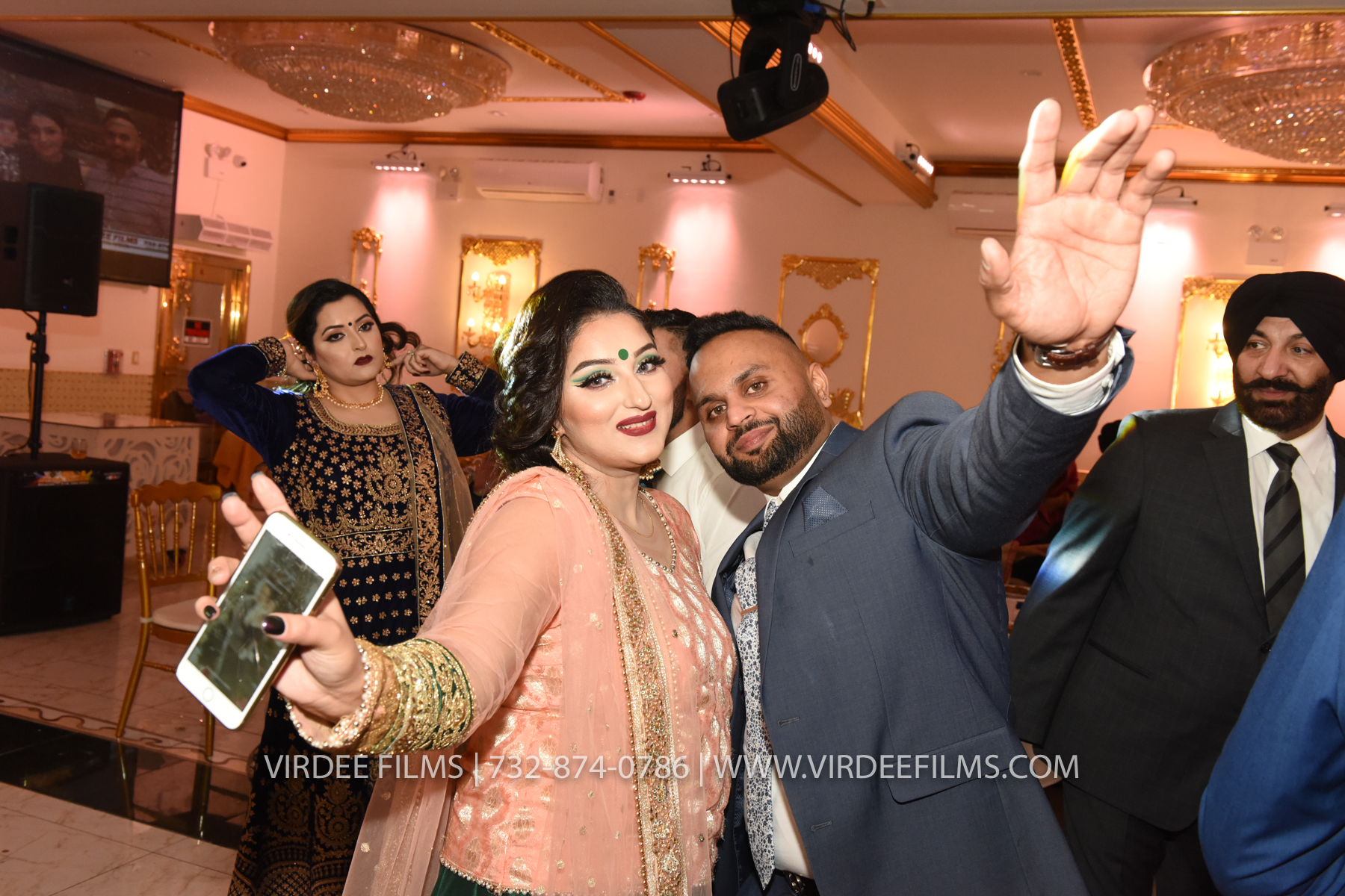 ZORA LOHRI (661)