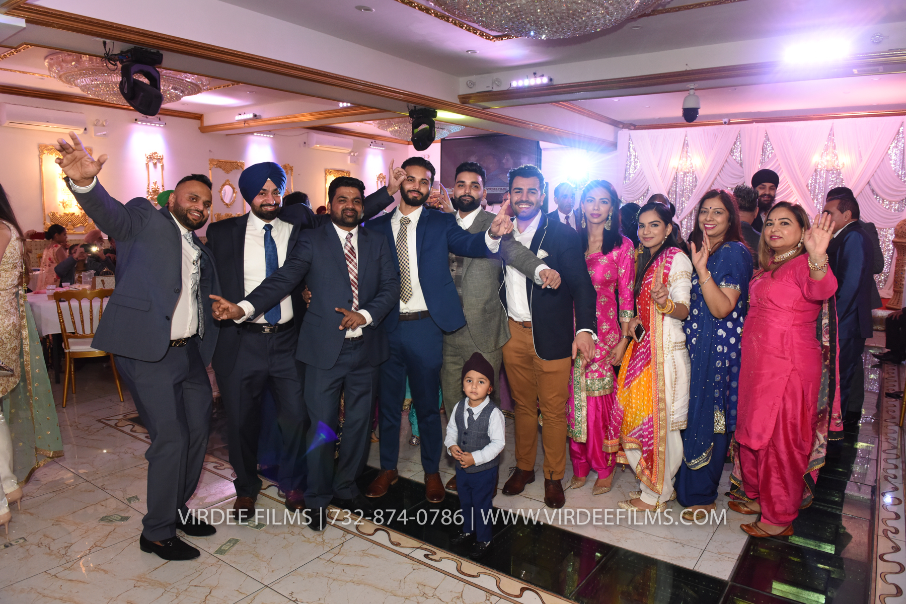 ZORA LOHRI (554)