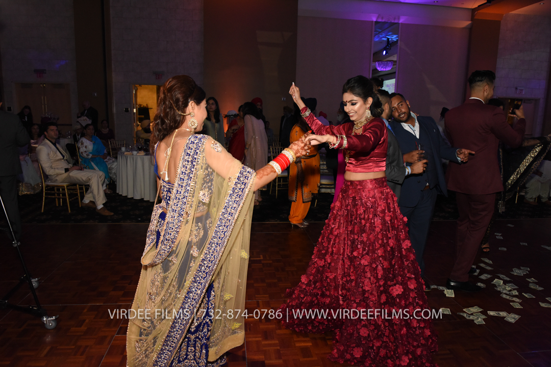 RECEPTION (1157)