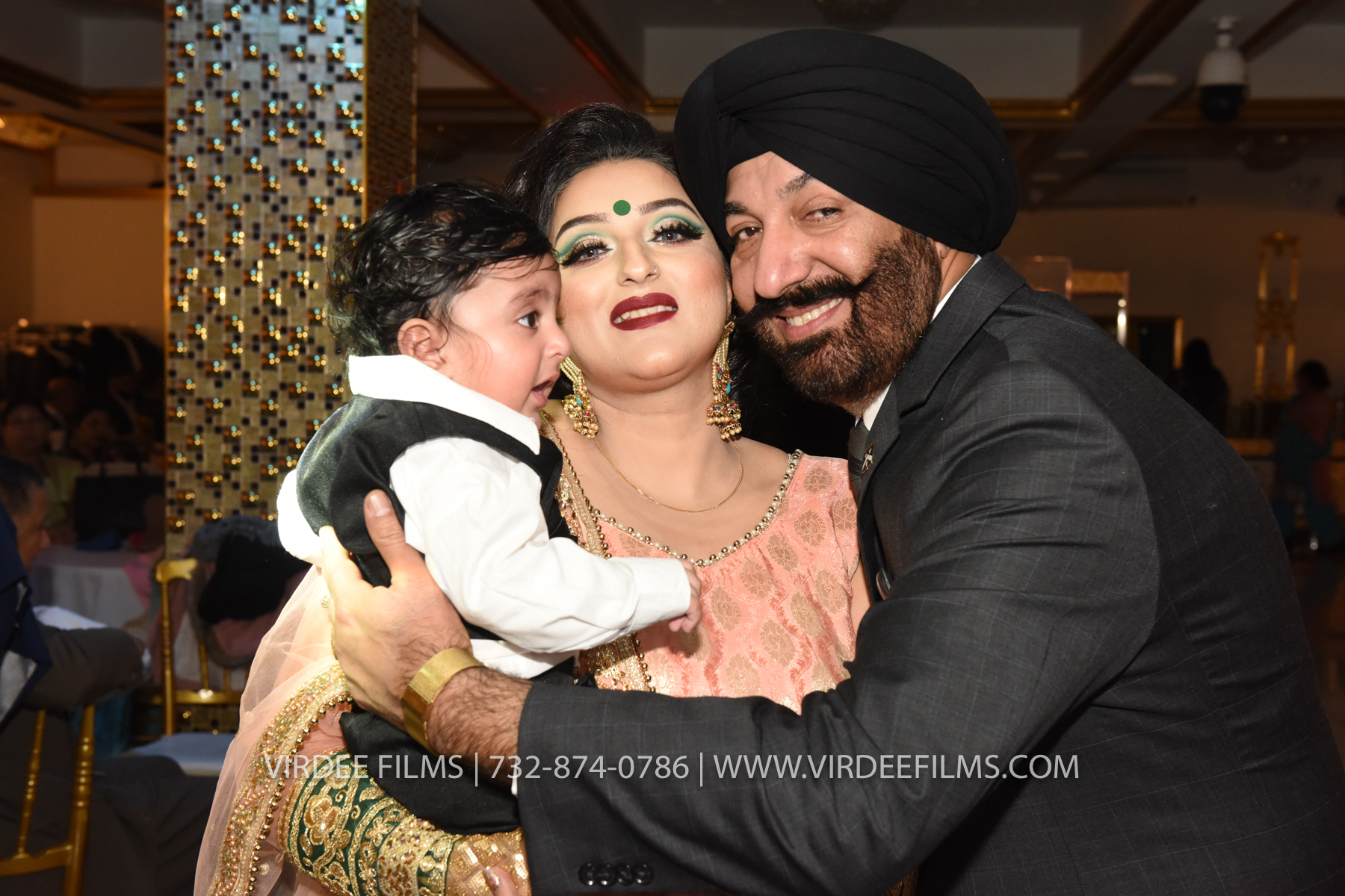ZORA LOHRI (402)
