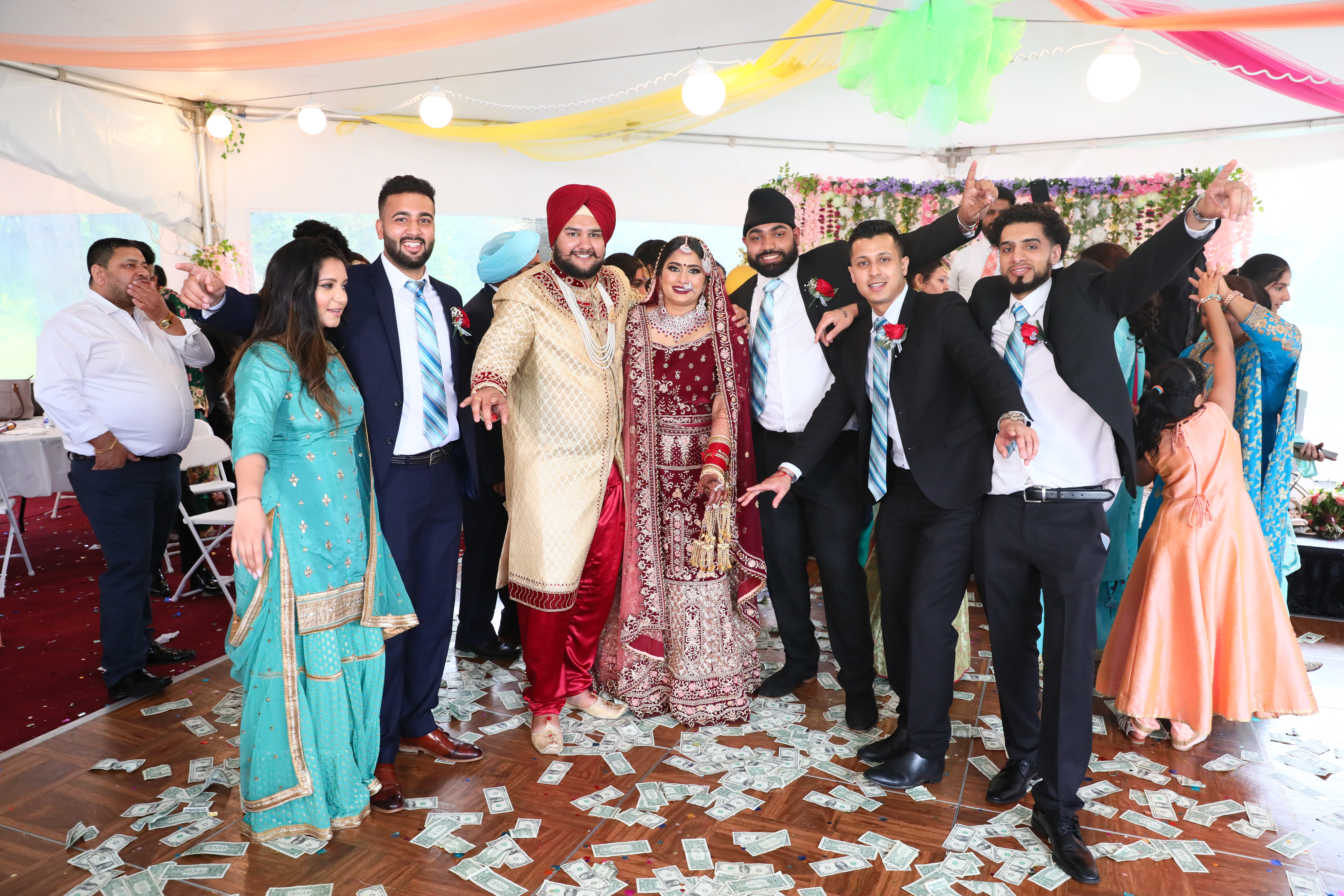 LOVE WEDDING (1241)