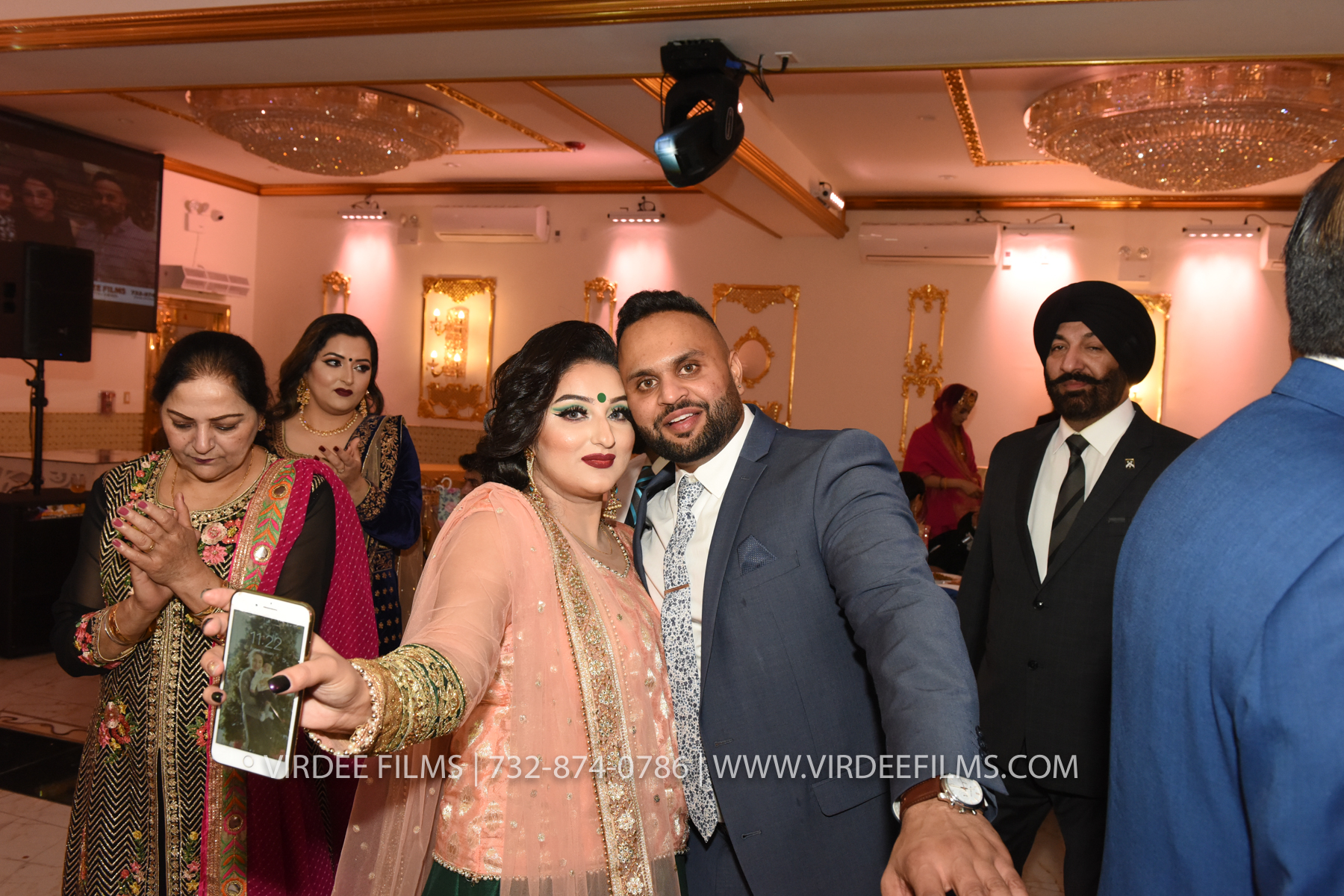 ZORA LOHRI (659)