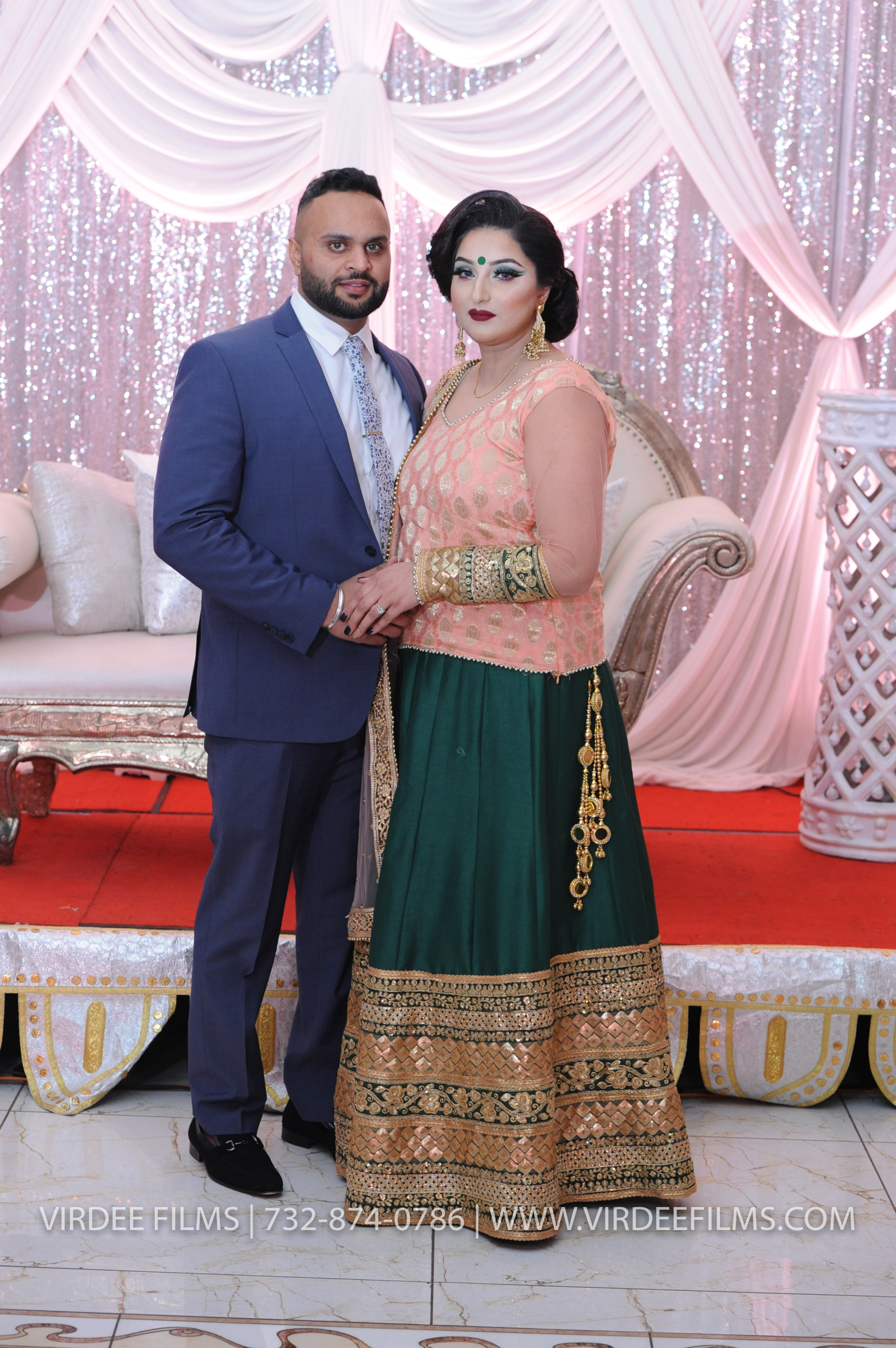 ZORA LOHRI (3)