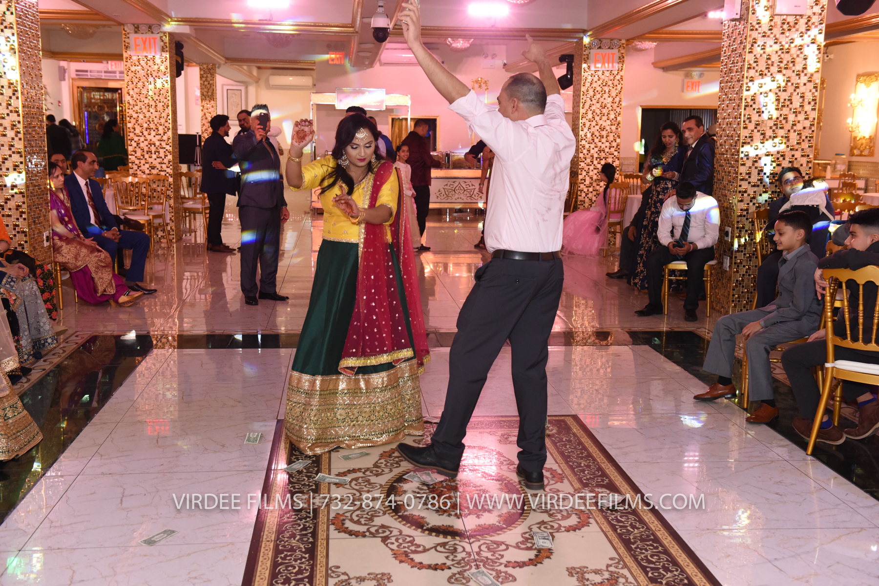 ZORA LOHRI (792)