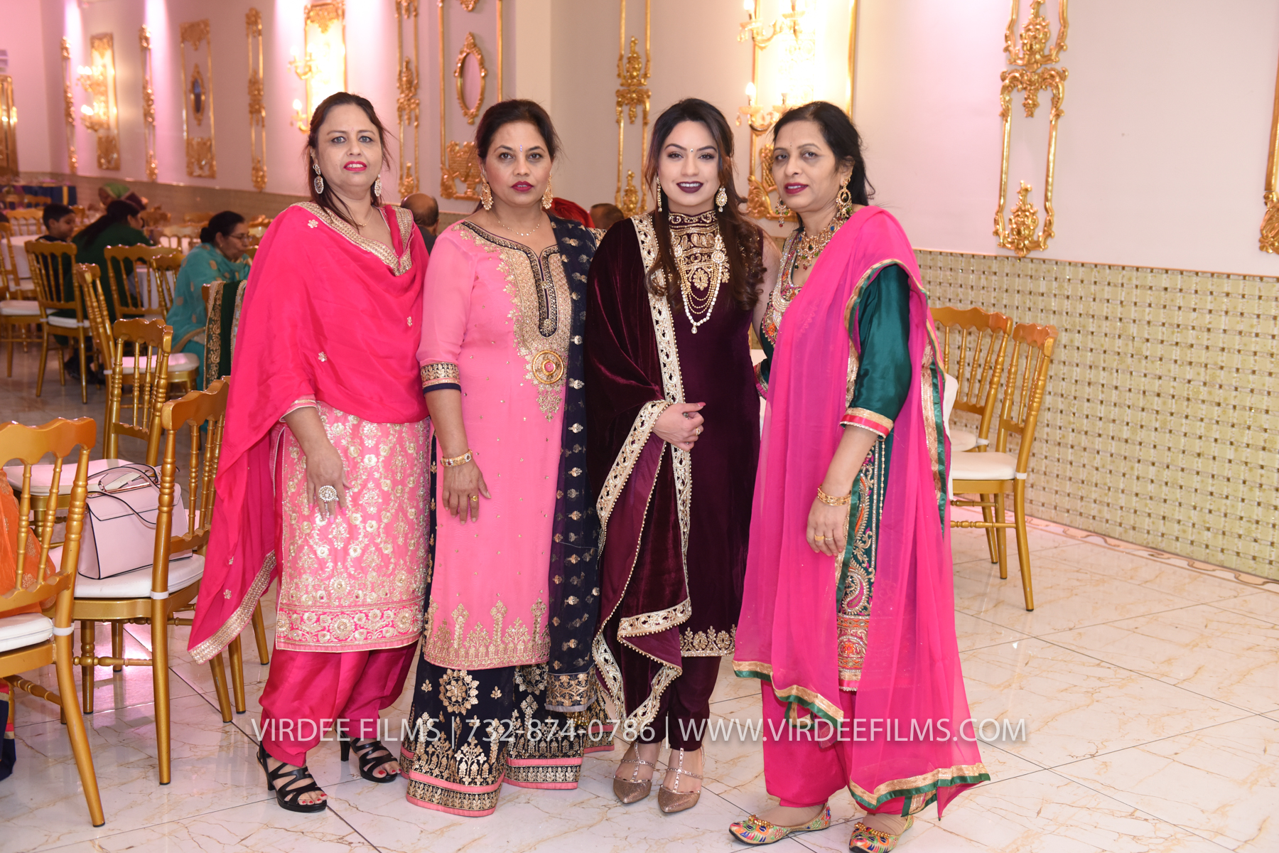 ZORA LOHRI (246)