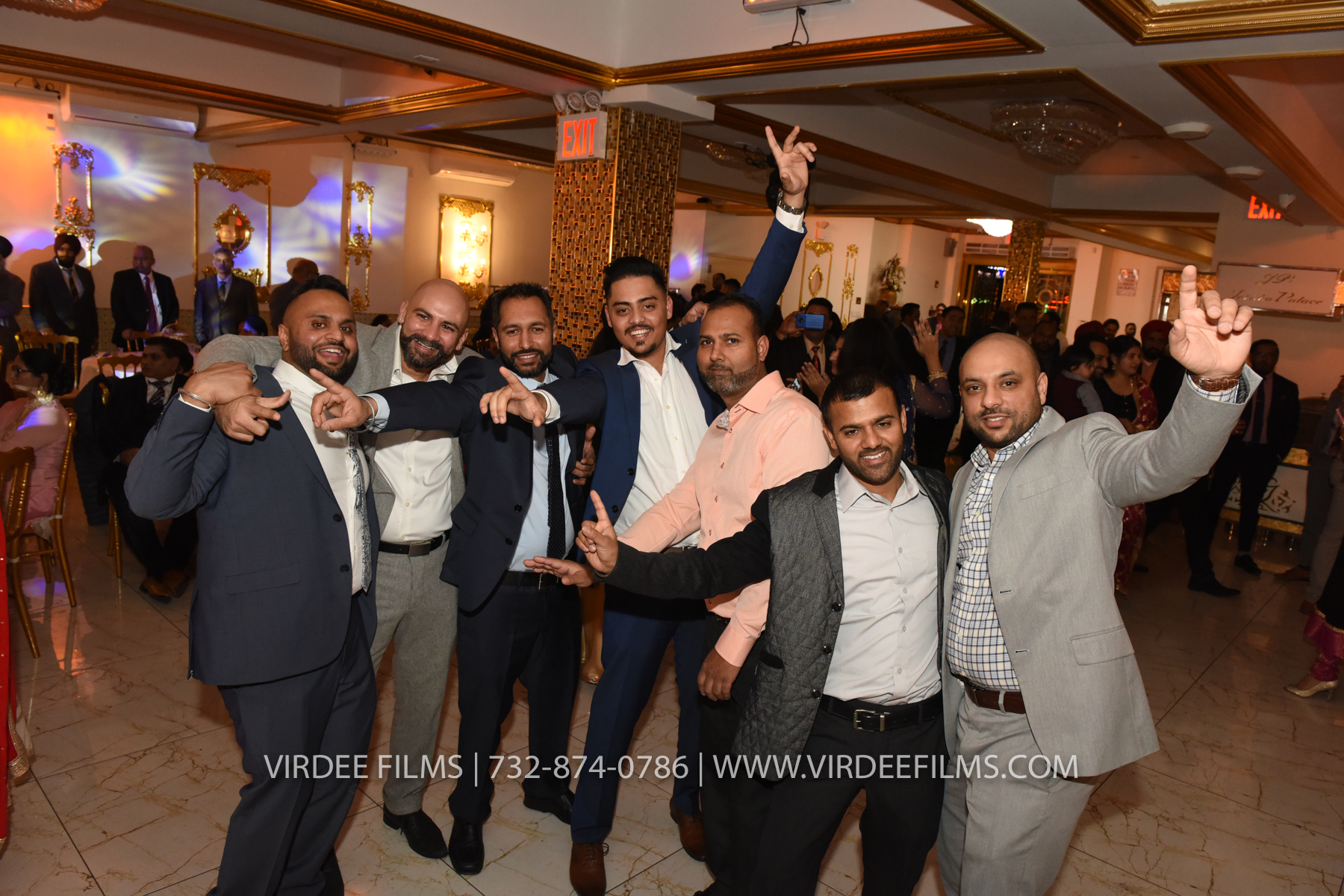 ZORA LOHRI (550)