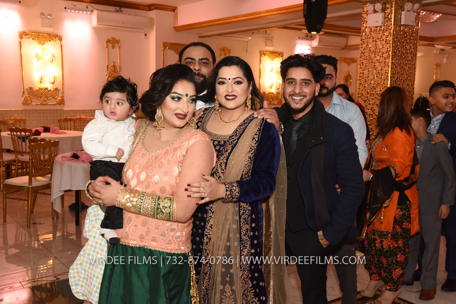ZORA LOHRI (811)