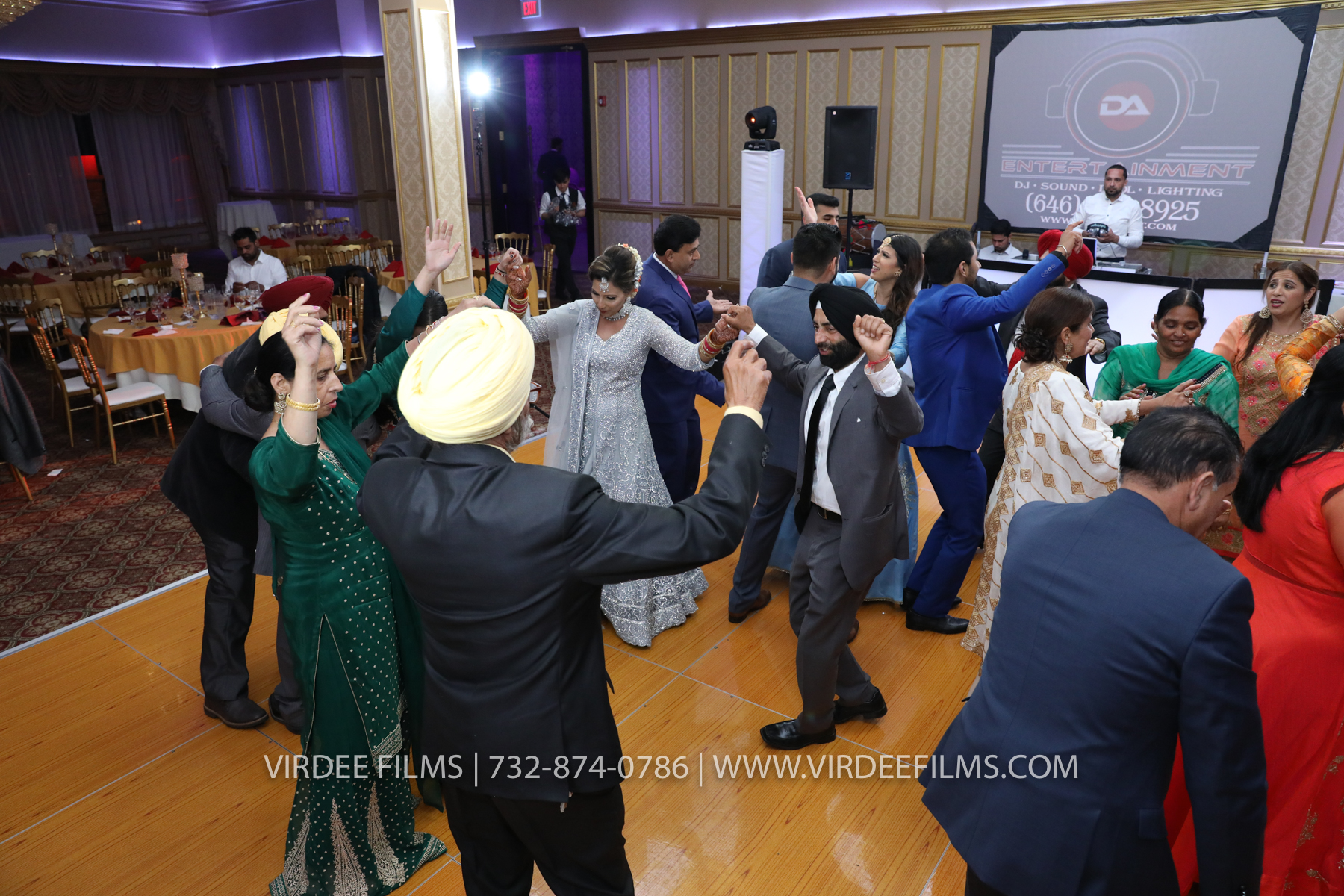 M+P RECEPTION (521)