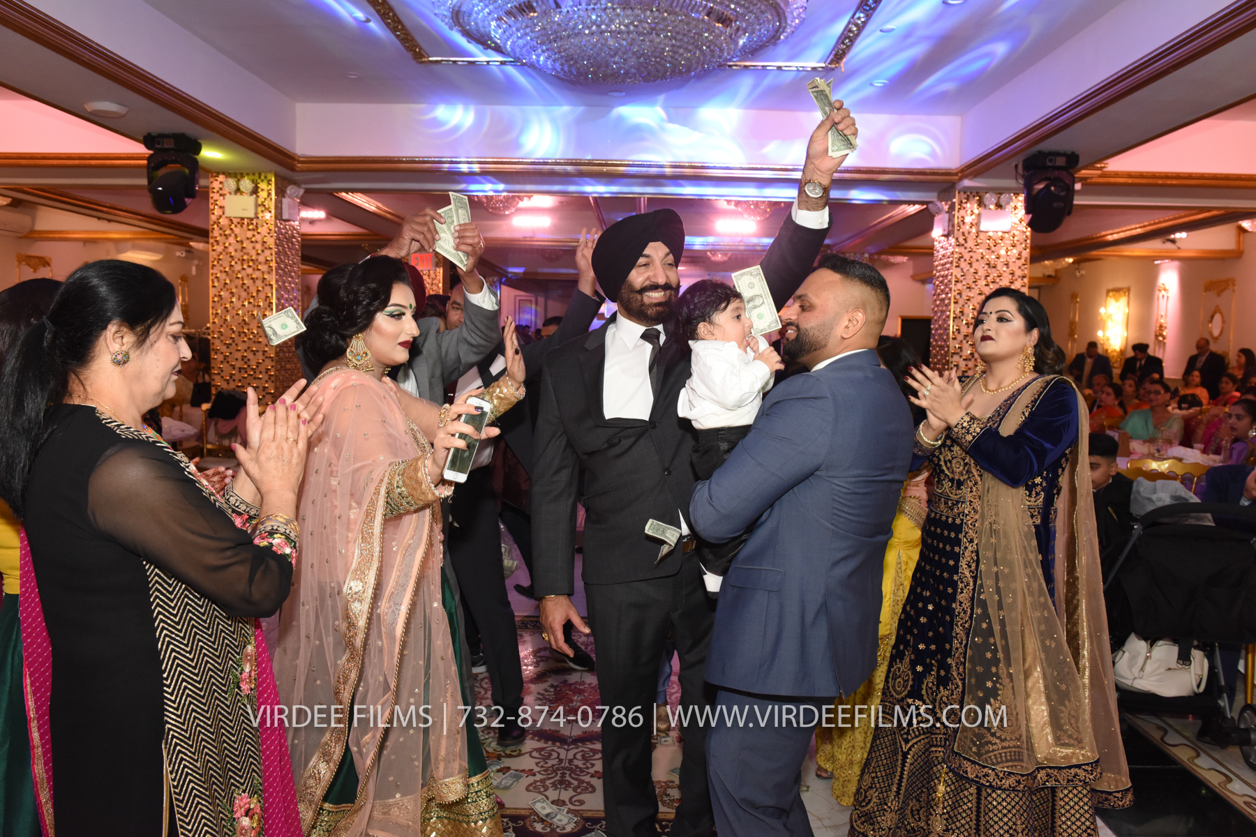 ZORA LOHRI (496)