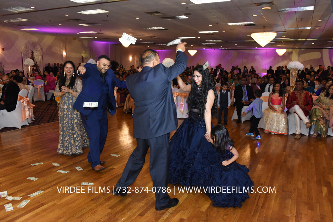 RECEPTION (527)