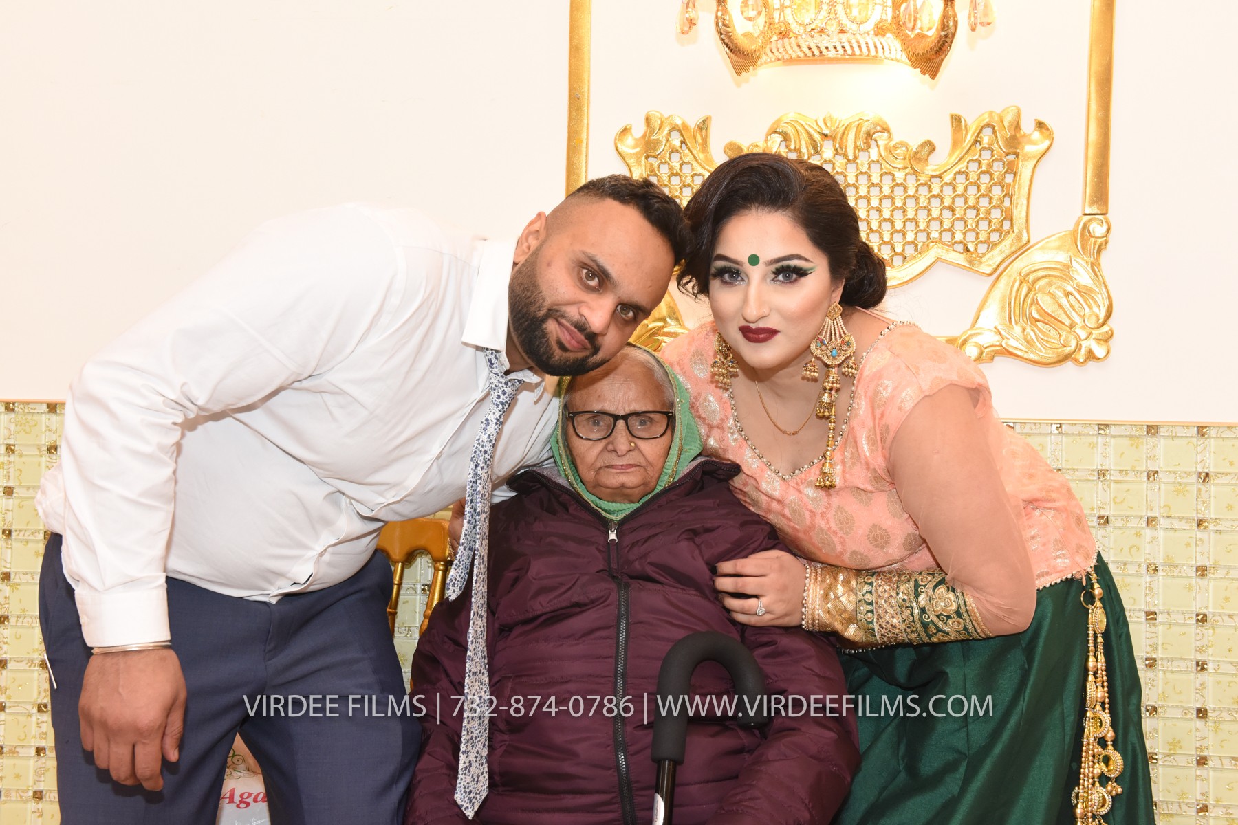 ZORA LOHRI (844)