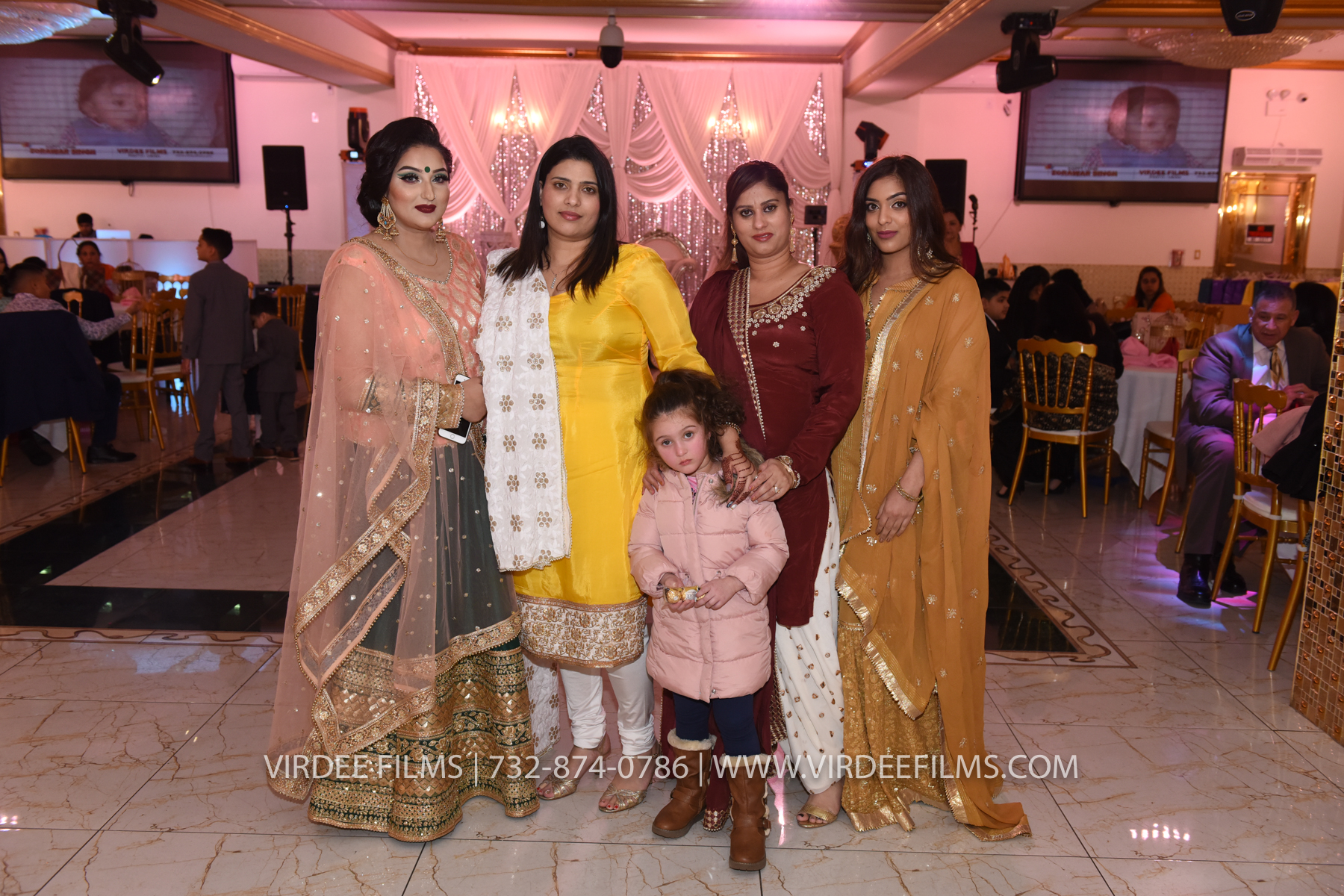 ZORA LOHRI (275)
