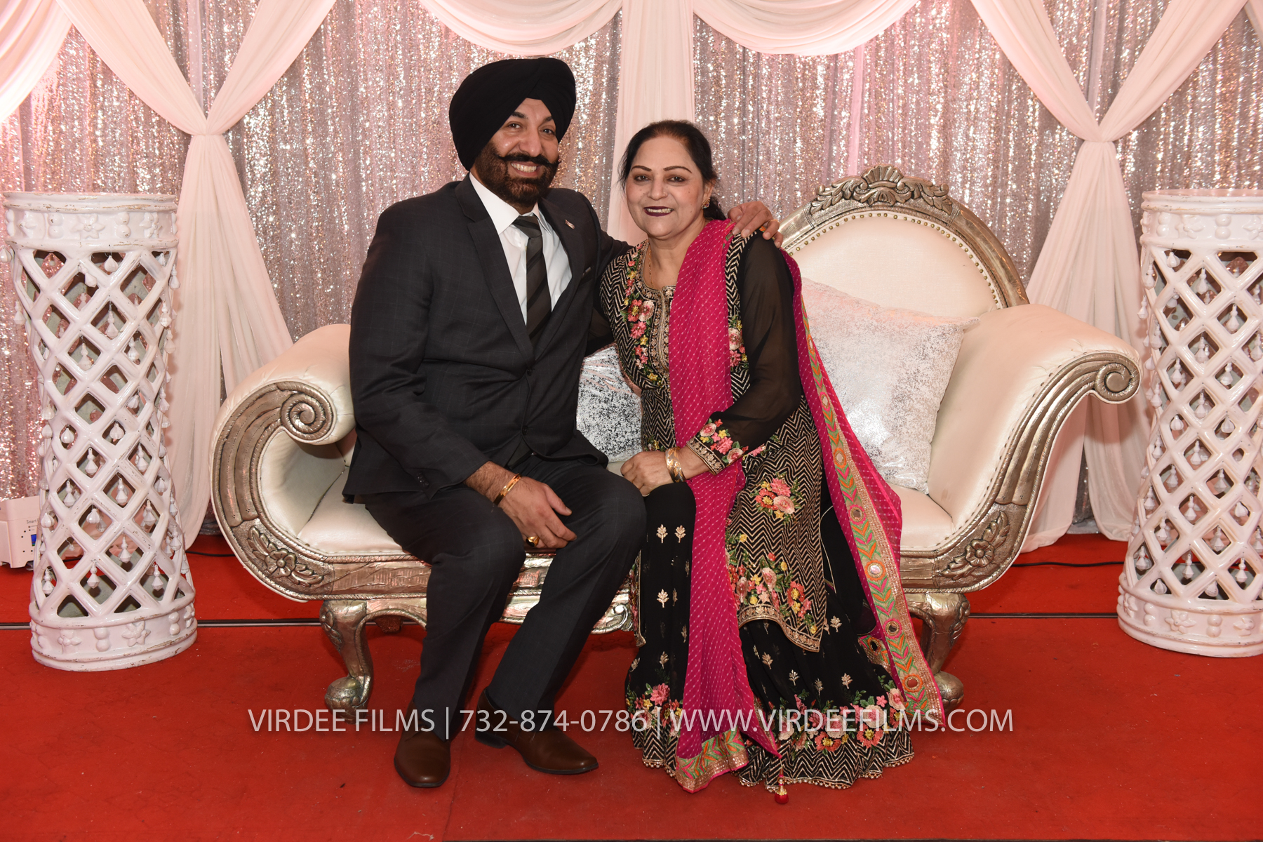 ZORA LOHRI (254)