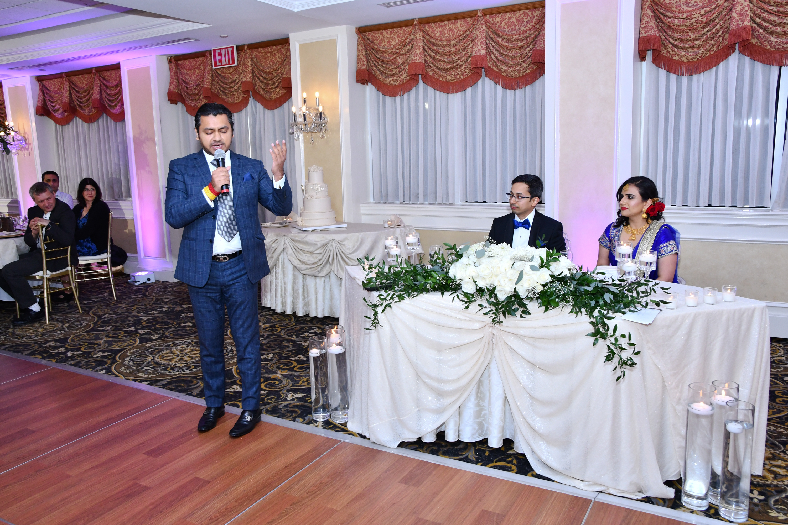 B+S RECEPTION350