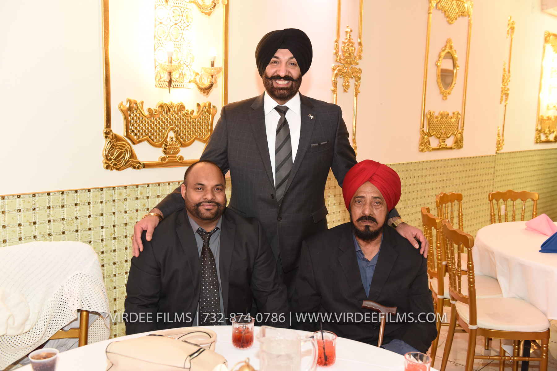 ZORA LOHRI (238)