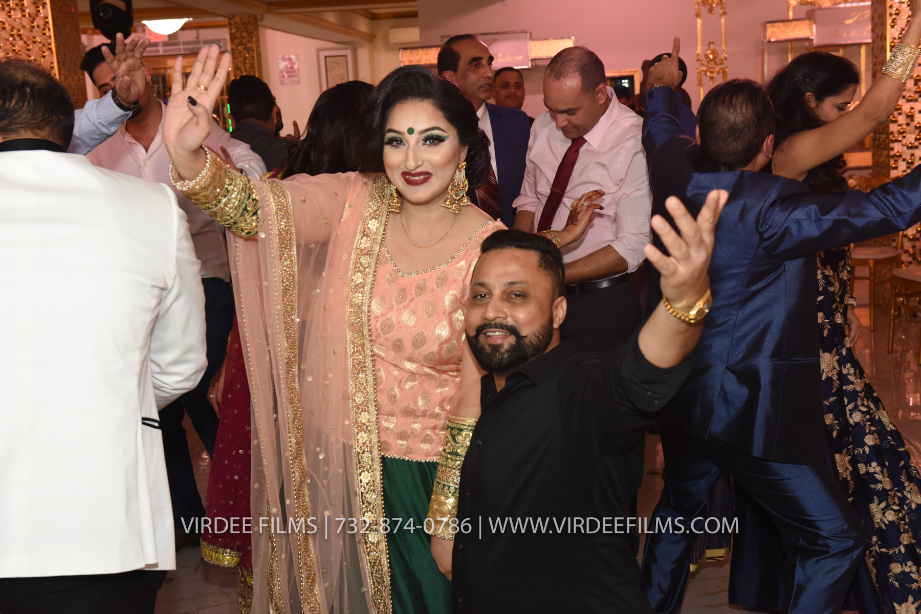 ZORA LOHRI (750)