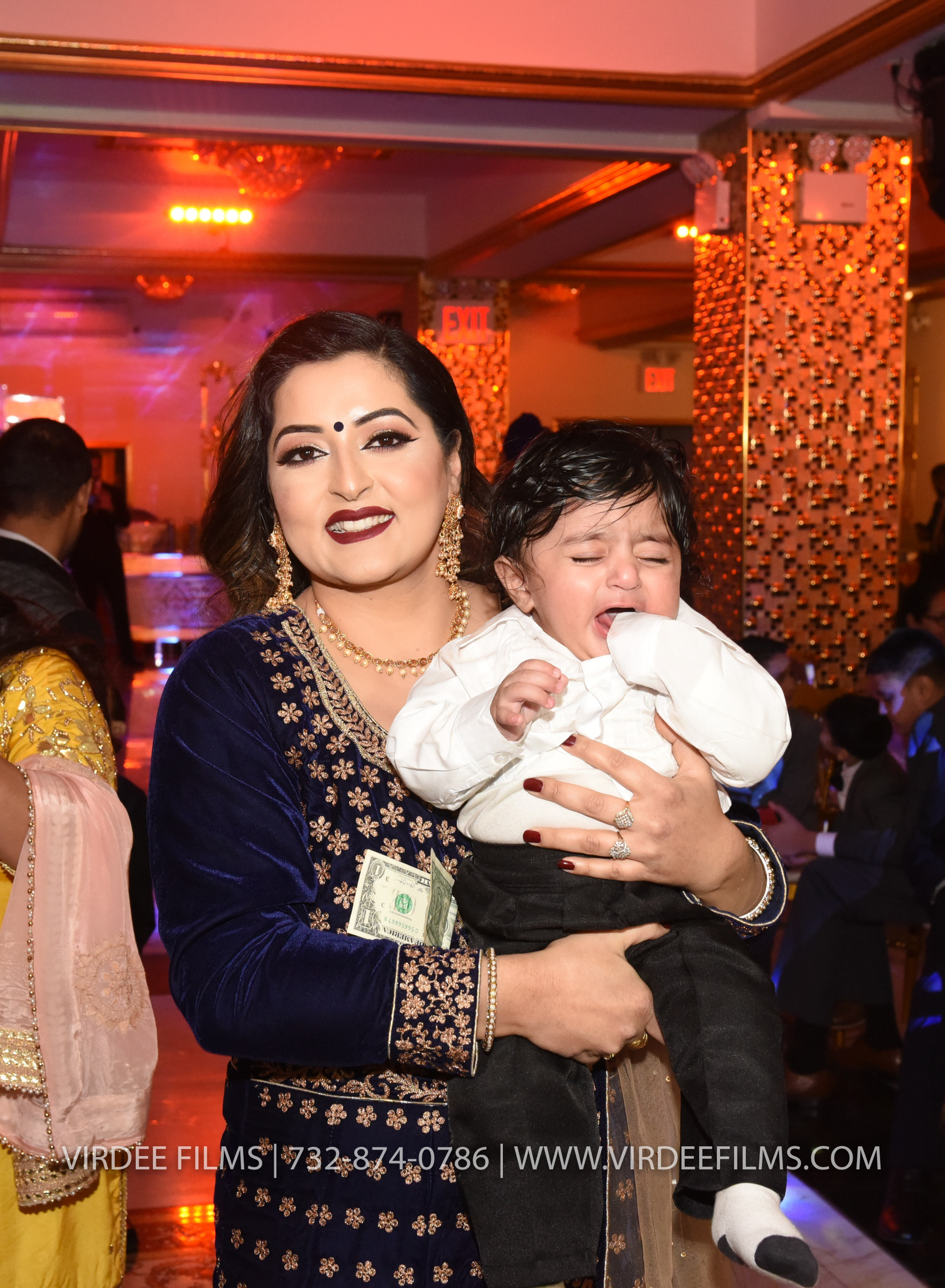 ZORA LOHRI (501)