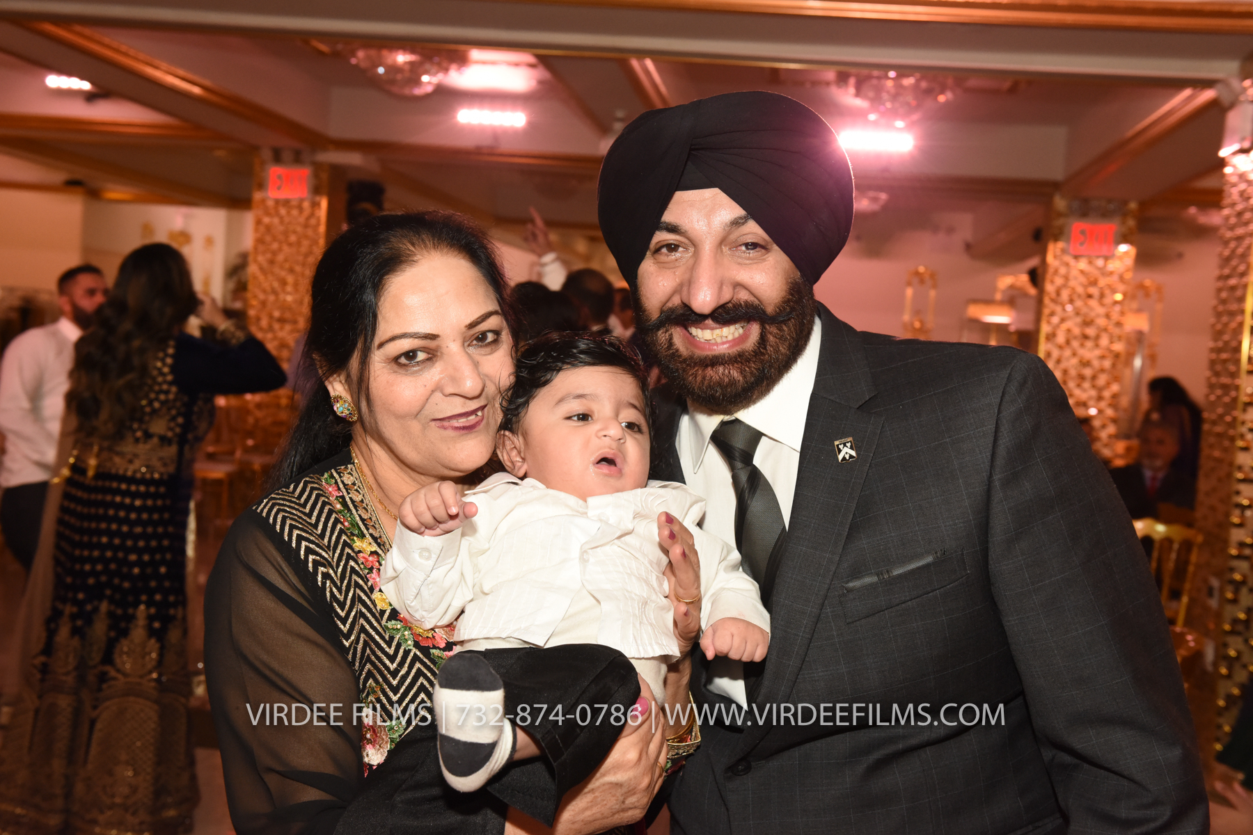 ZORA LOHRI (837)