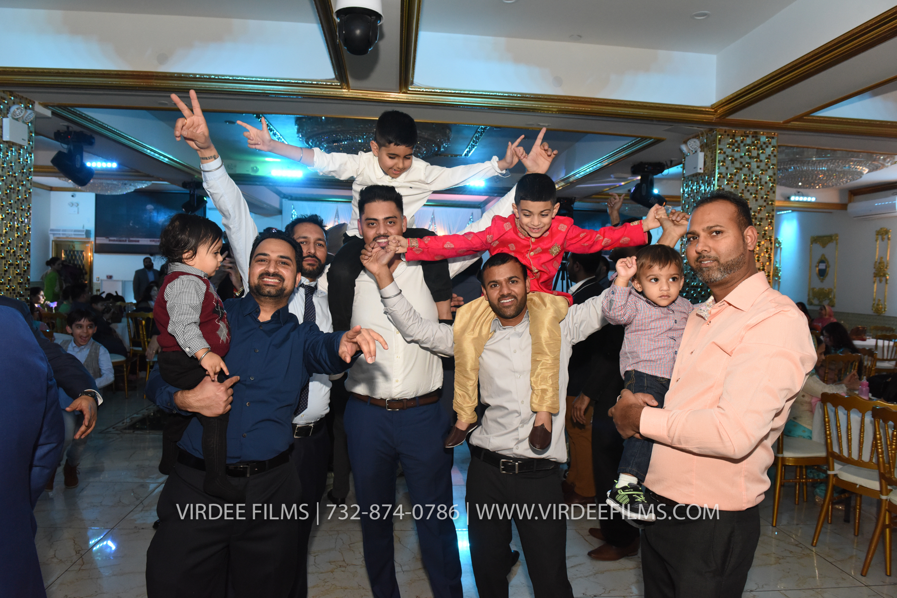 ZORA LOHRI (588)