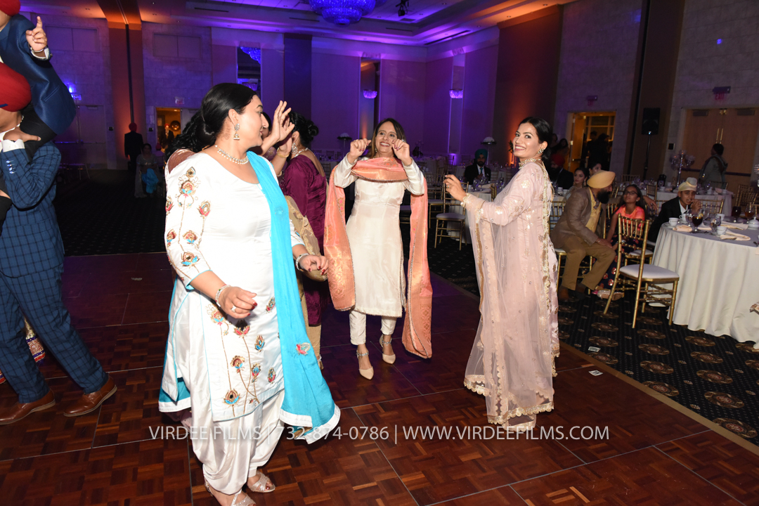 RECEPTION (938)