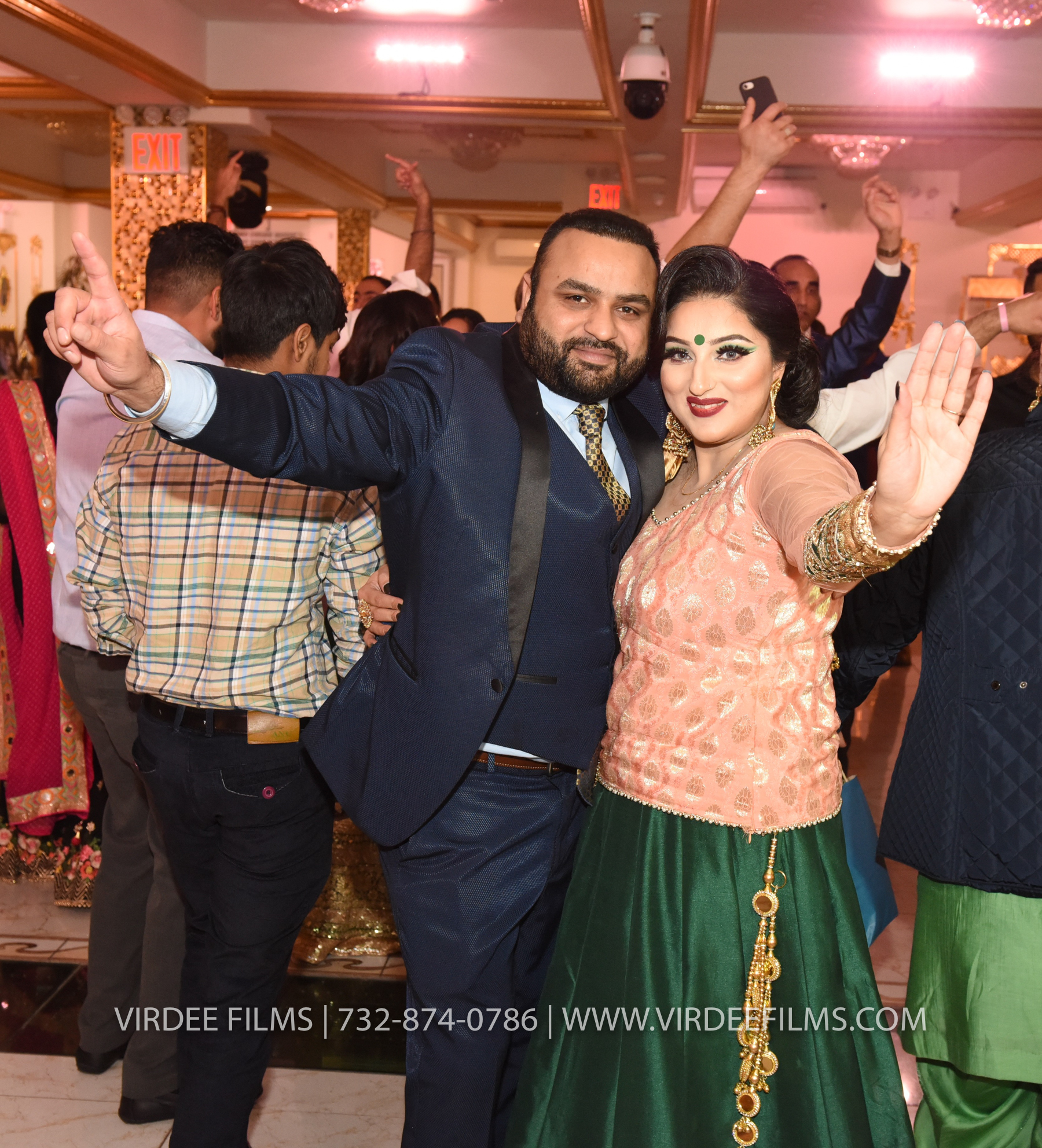 ZORA LOHRI (768)
