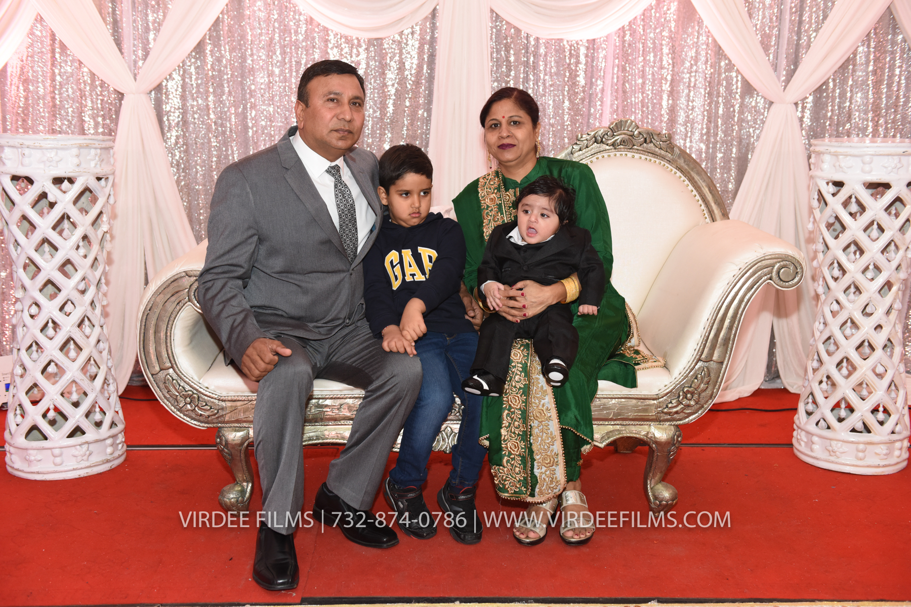 ZORA LOHRI (184)