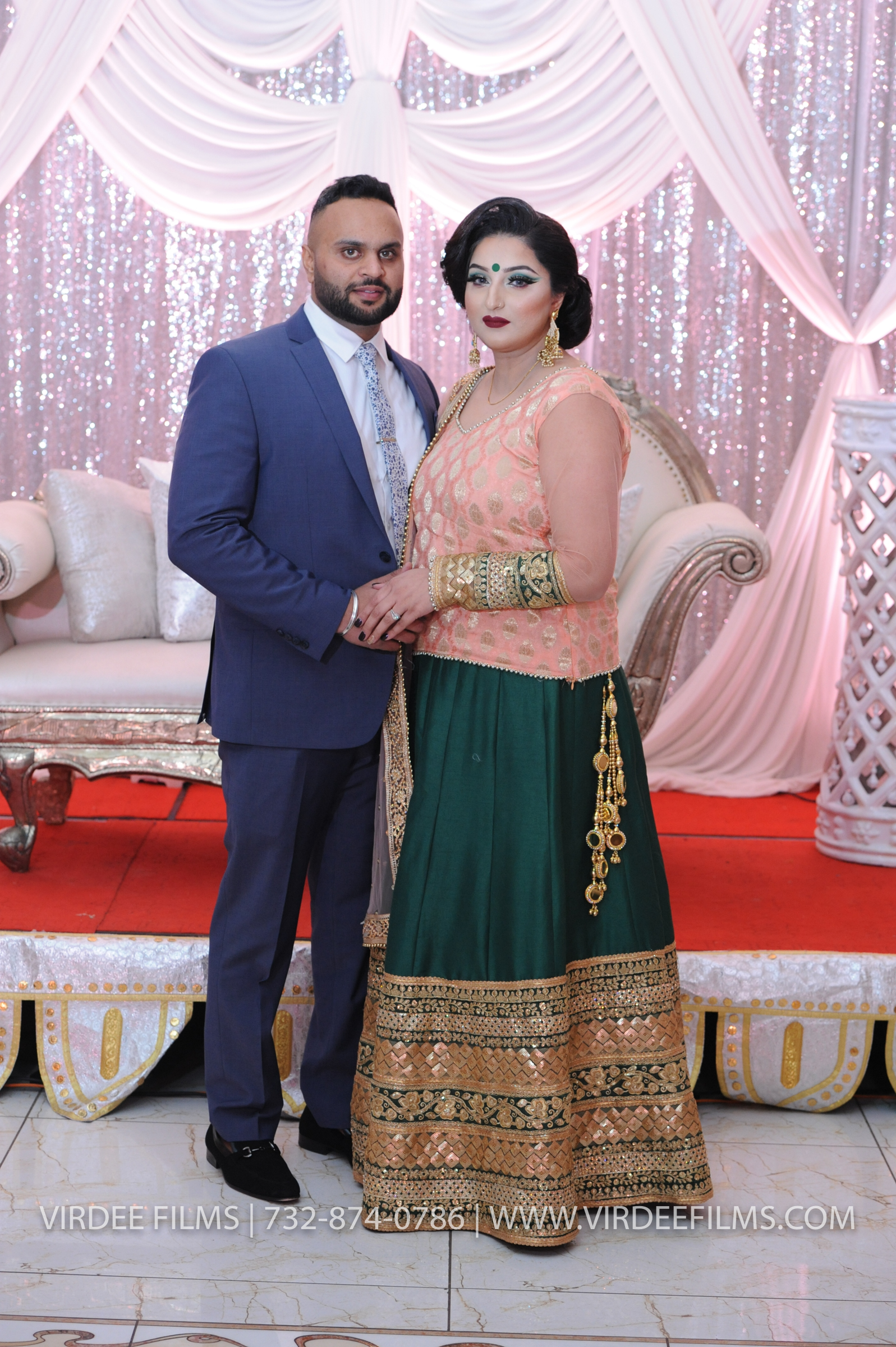 ZORA LOHRI (2)