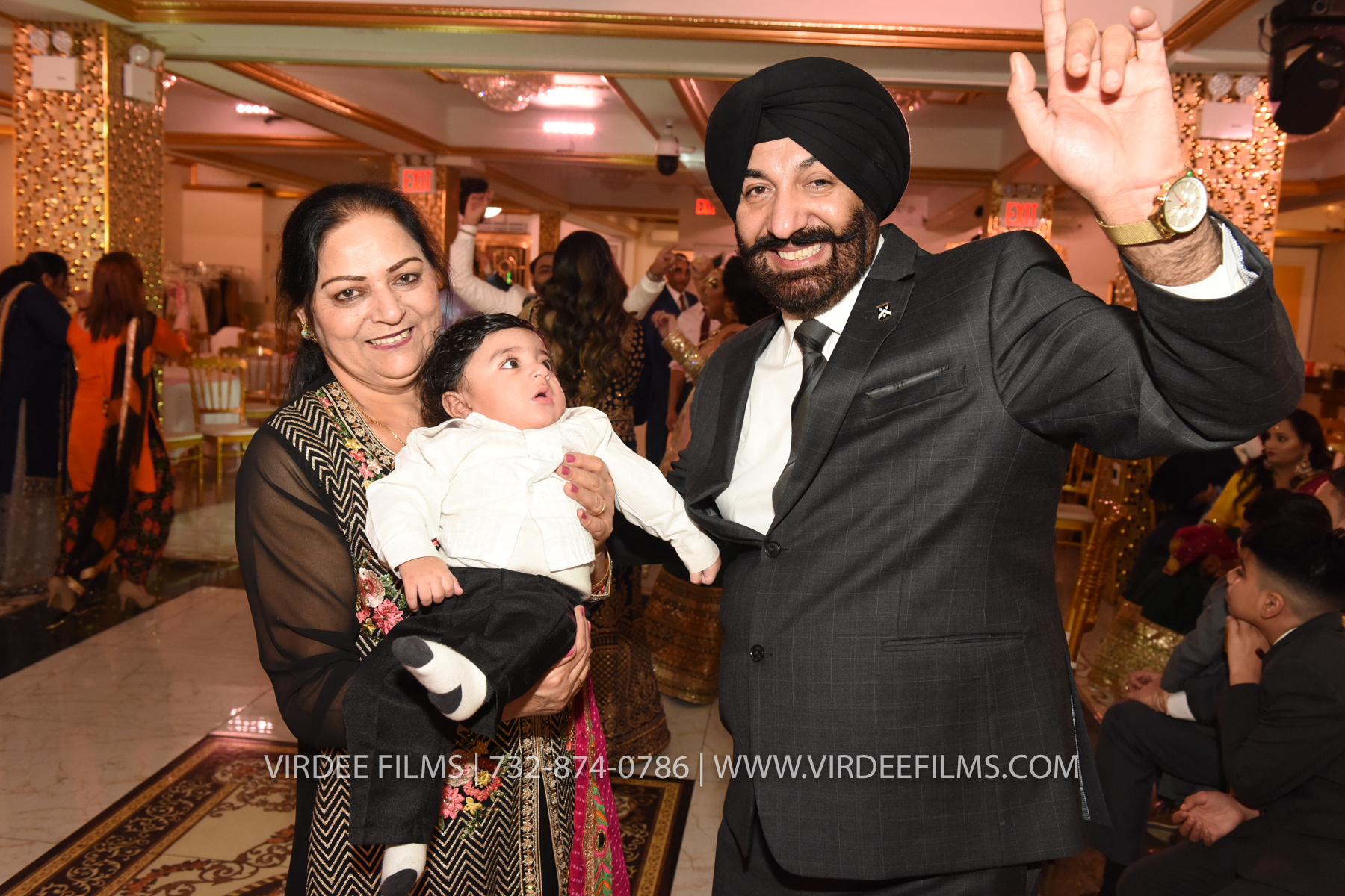 ZORA LOHRI (838)