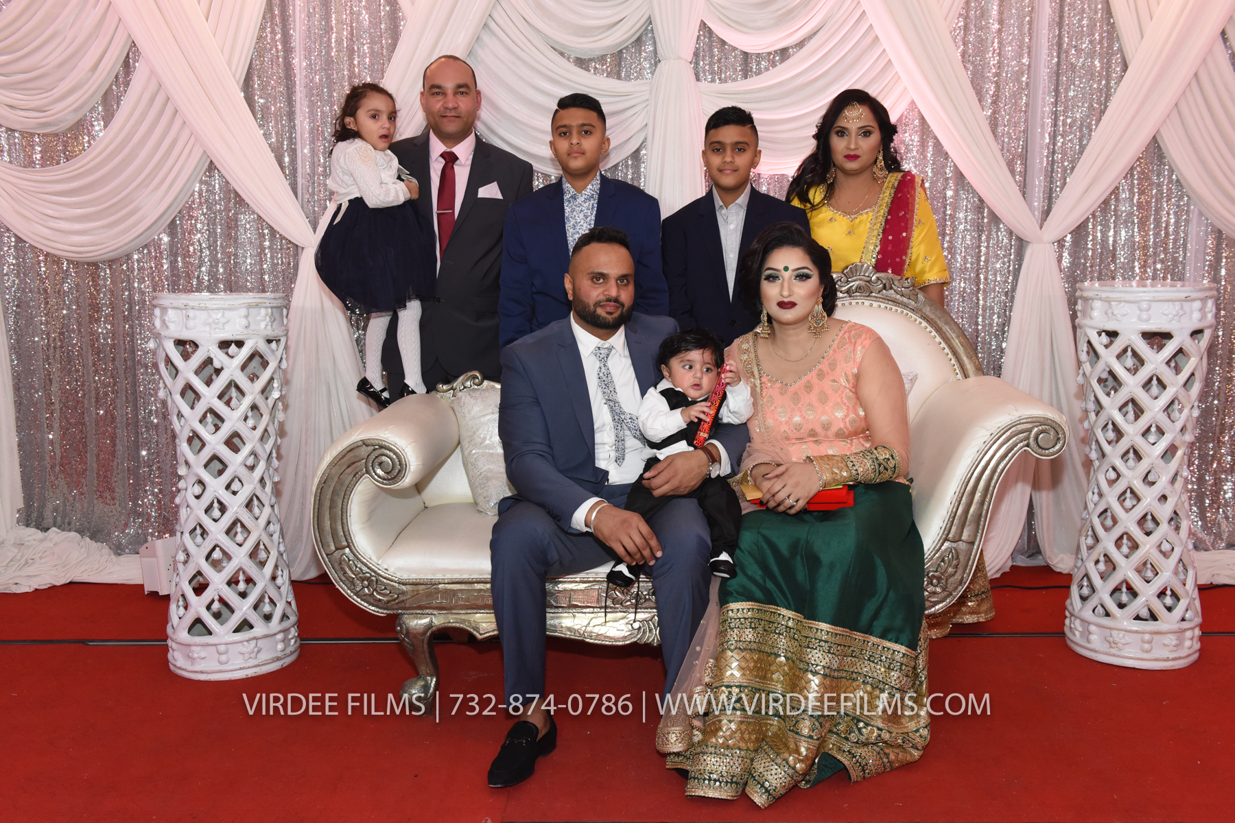 ZORA LOHRI (451)