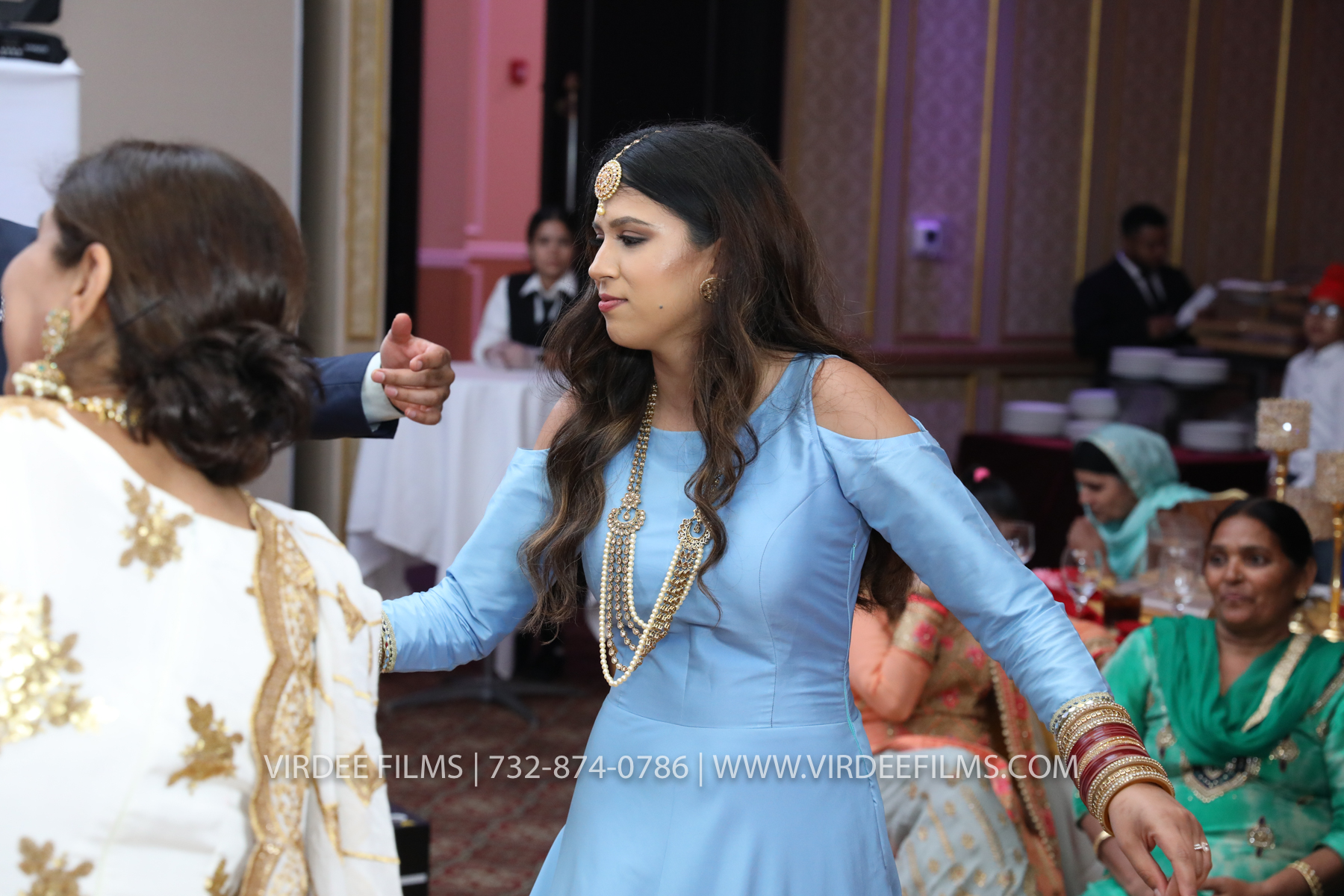 M+P RECEPTION (499)