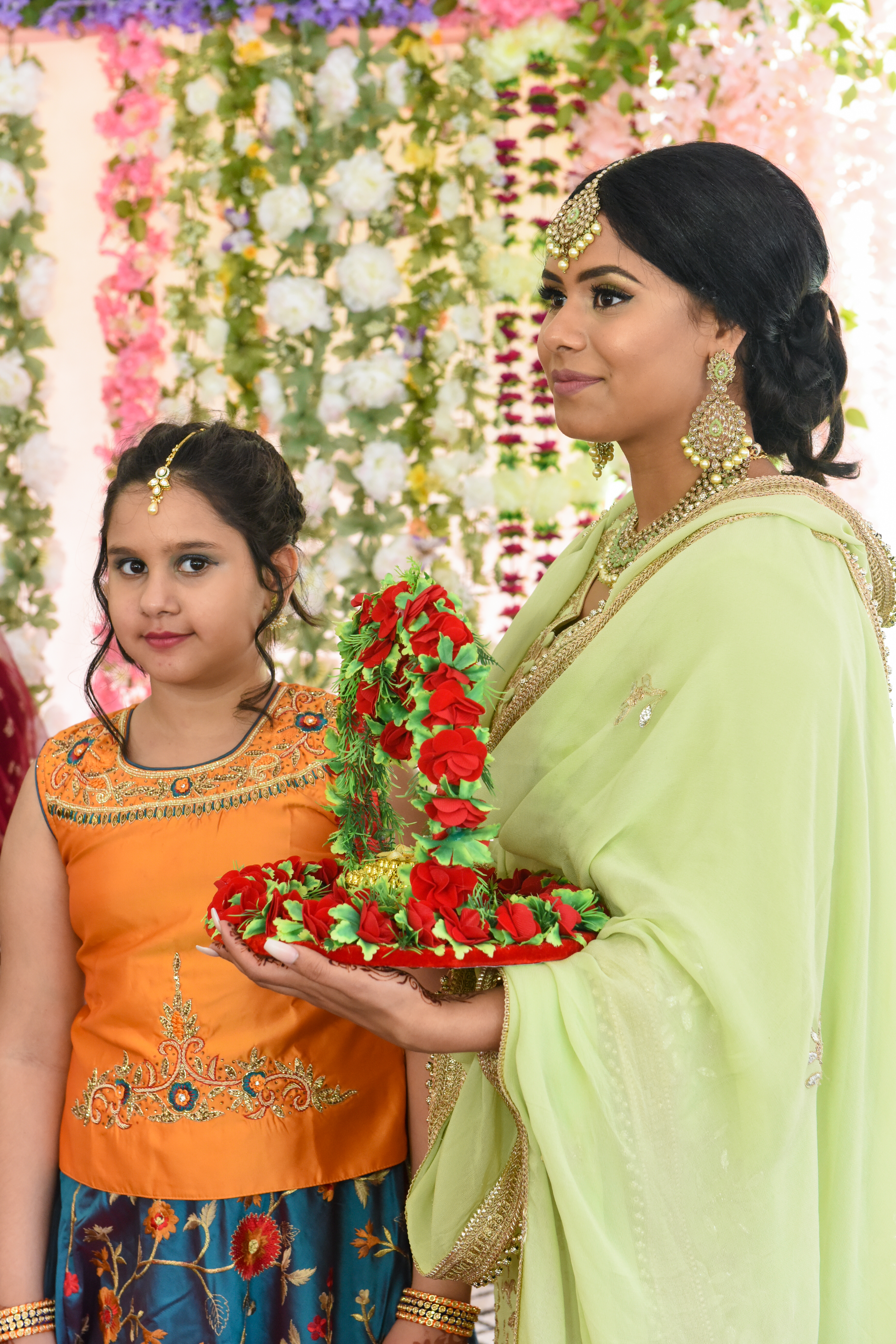 LOVE WEDDING (987)
