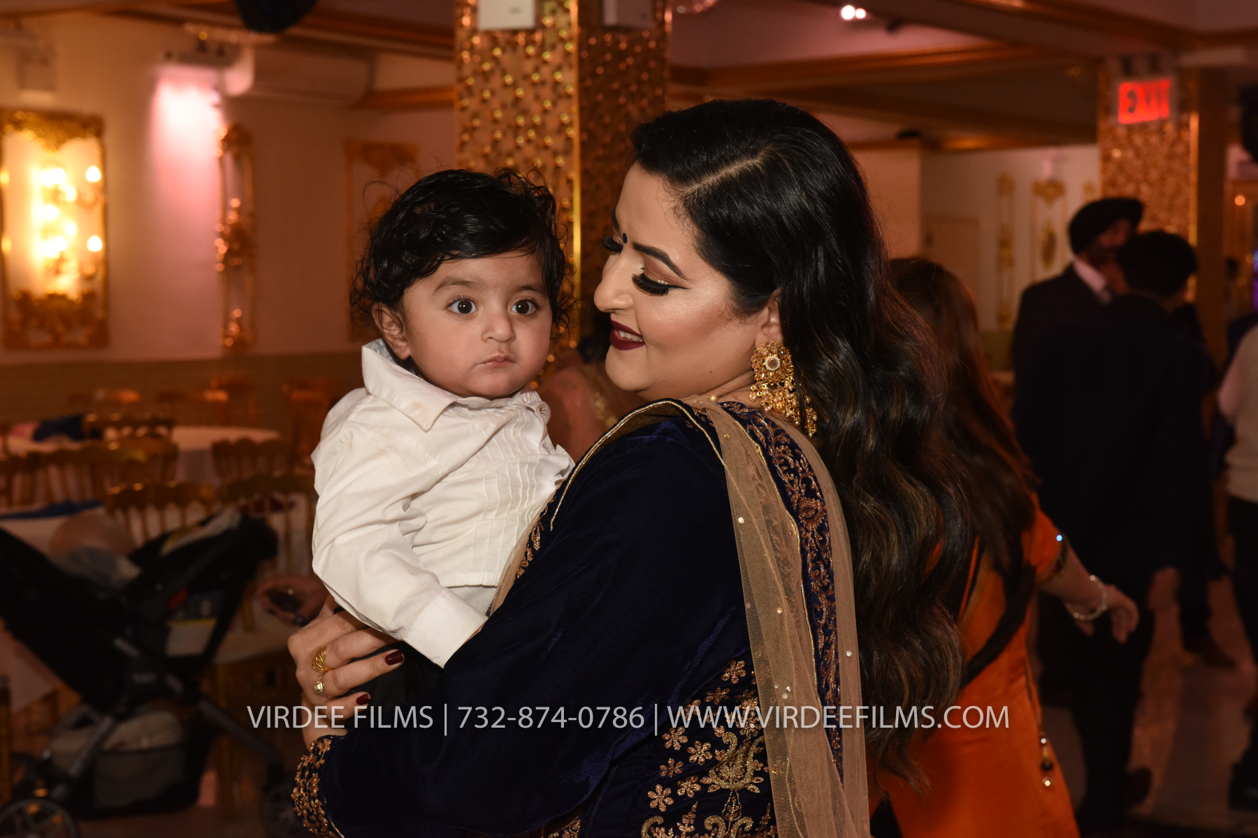 ZORA LOHRI (836)