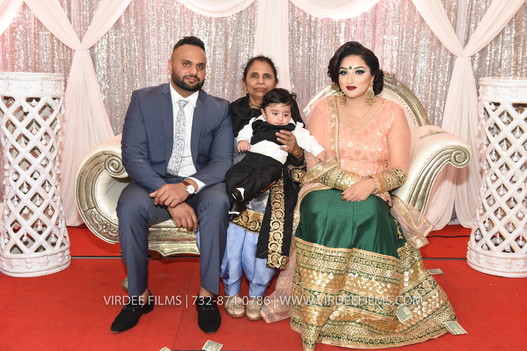 ZORA LOHRI (391)