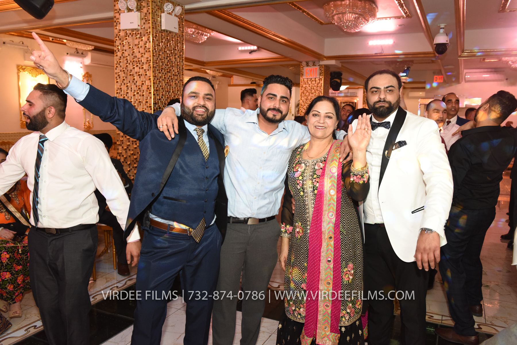 ZORA LOHRI (764)