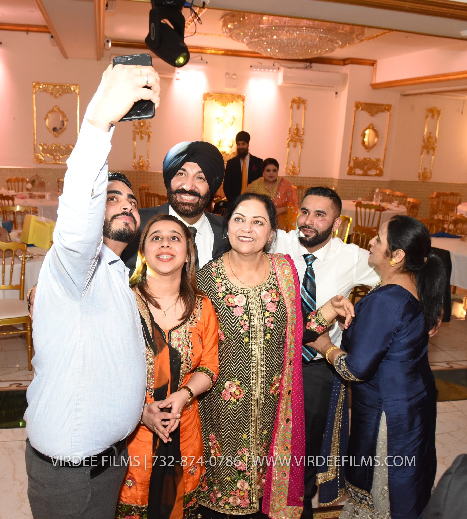 ZORA LOHRI (655)