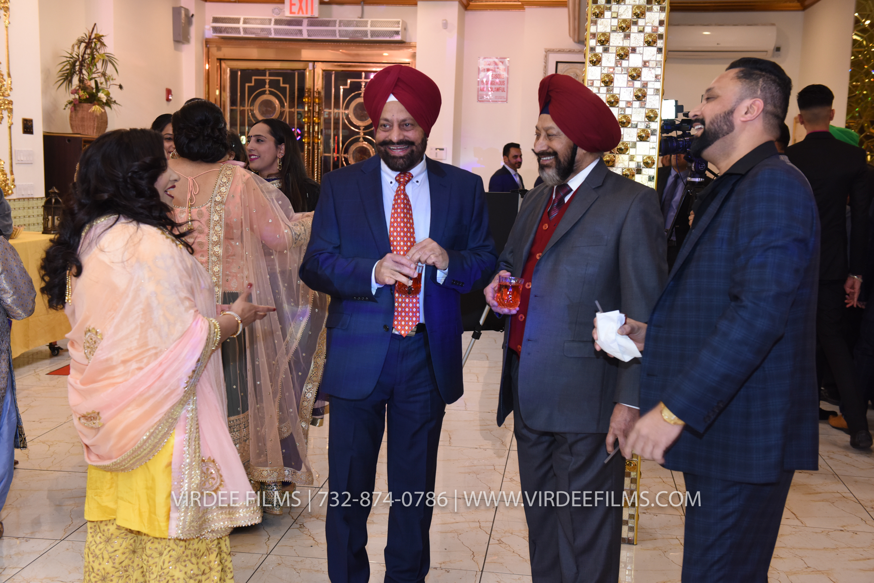 ZORA LOHRI (293)