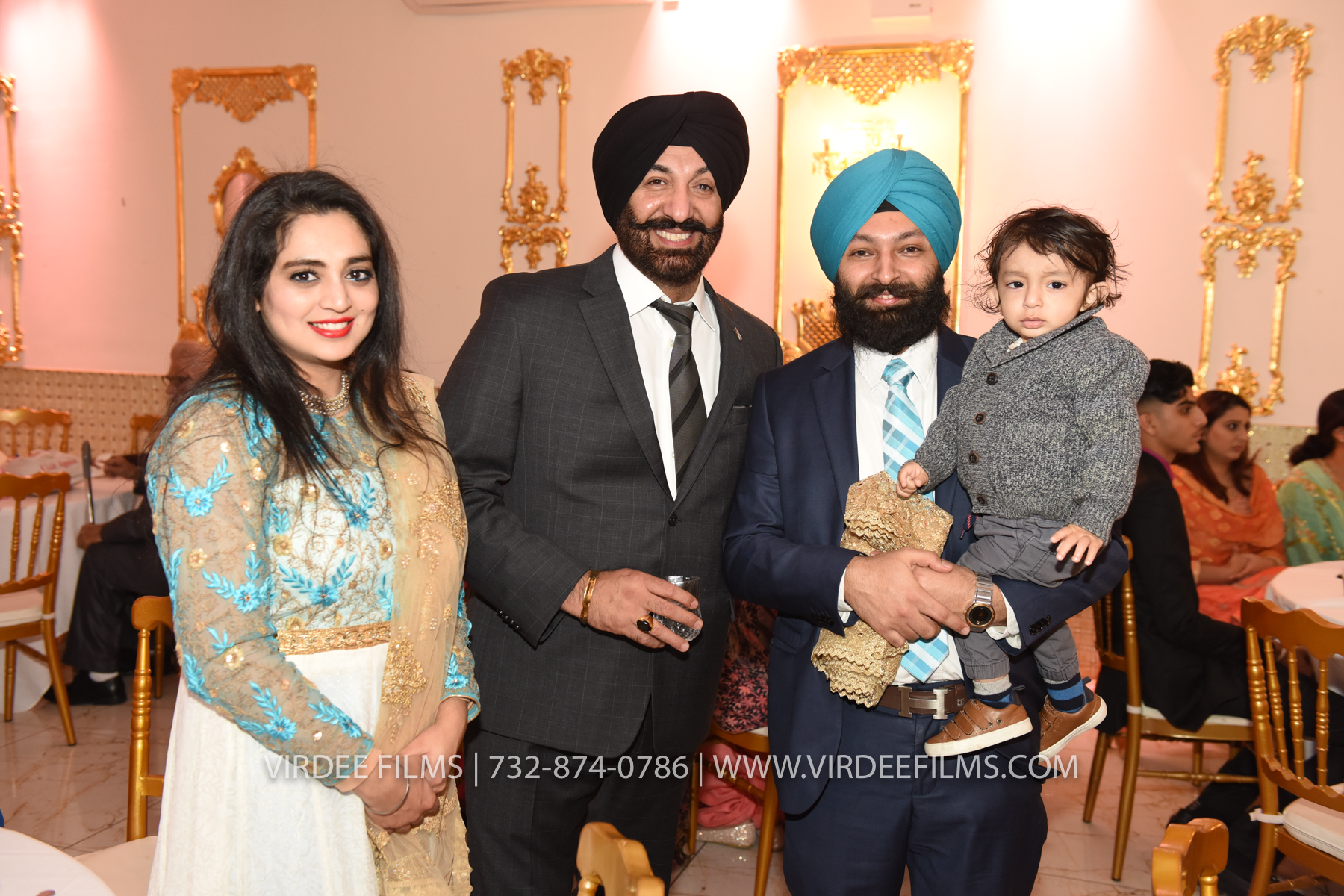 ZORA LOHRI (297)