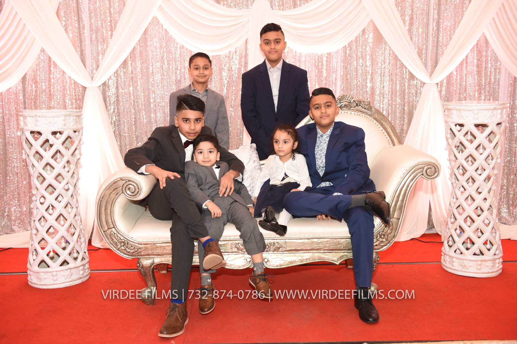 ZORA LOHRI (112)
