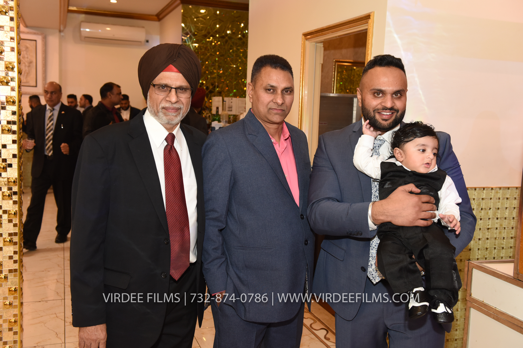 ZORA LOHRI (301)