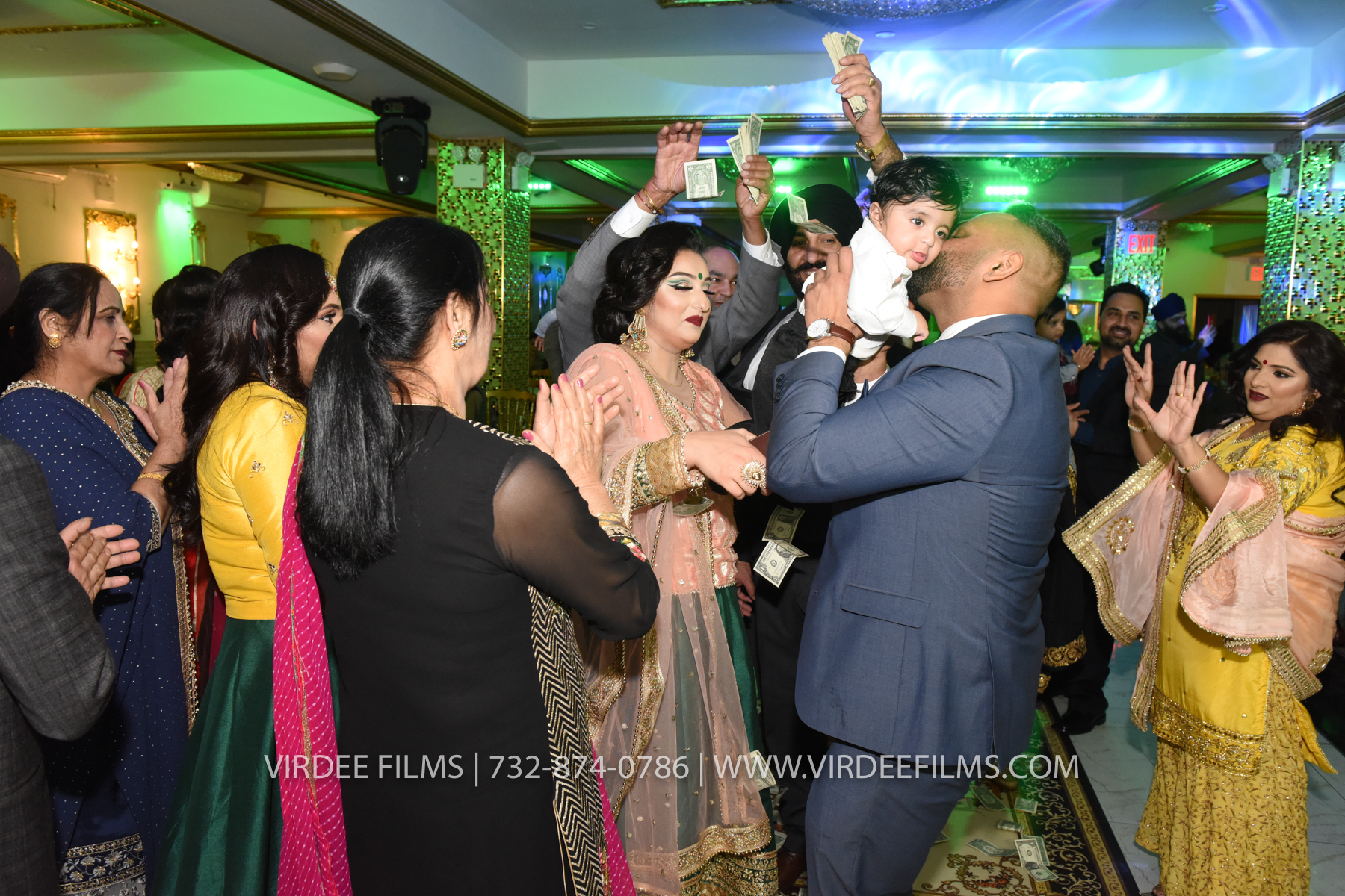 ZORA LOHRI (495)