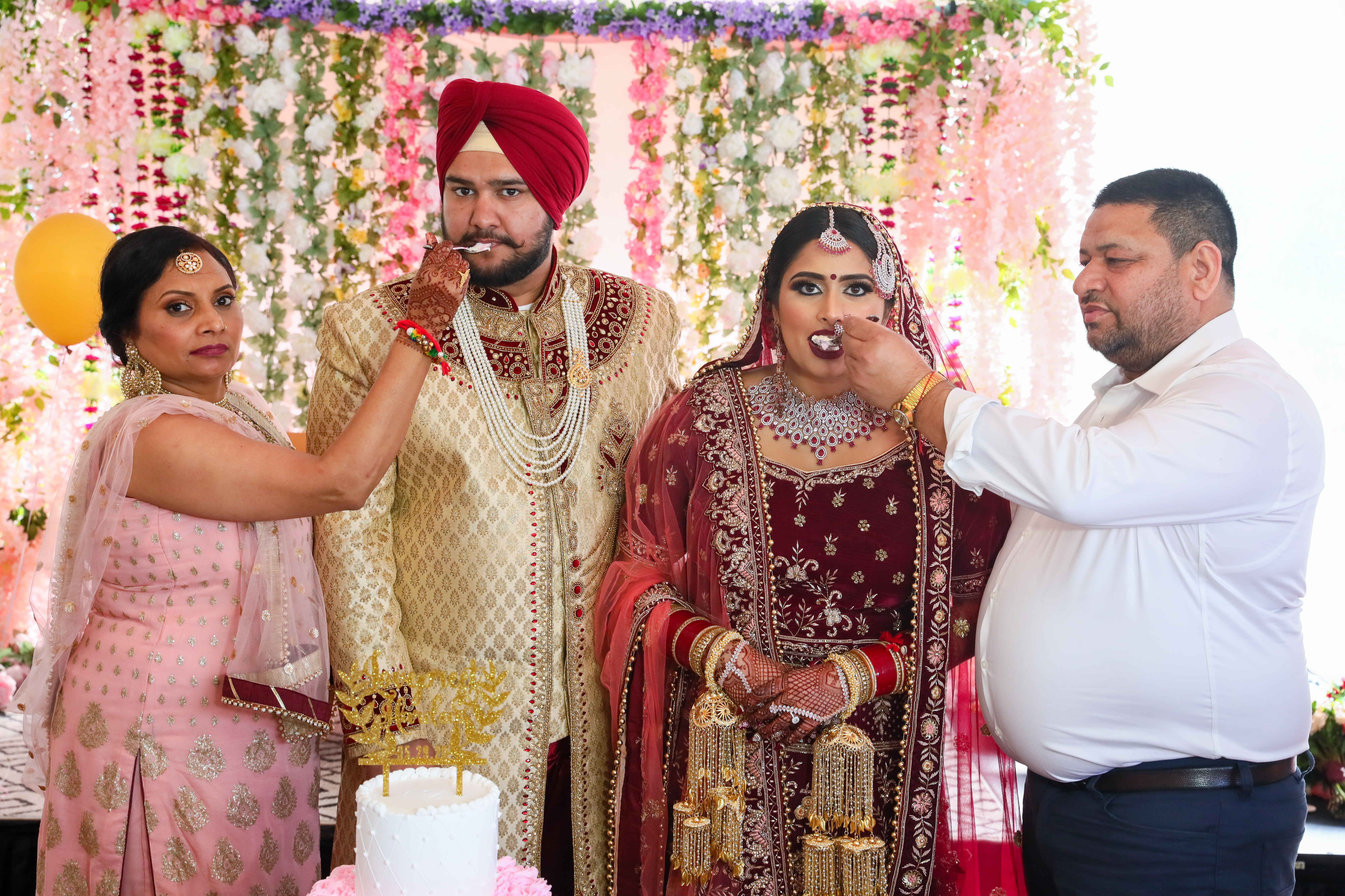 LOVE WEDDING (1125)