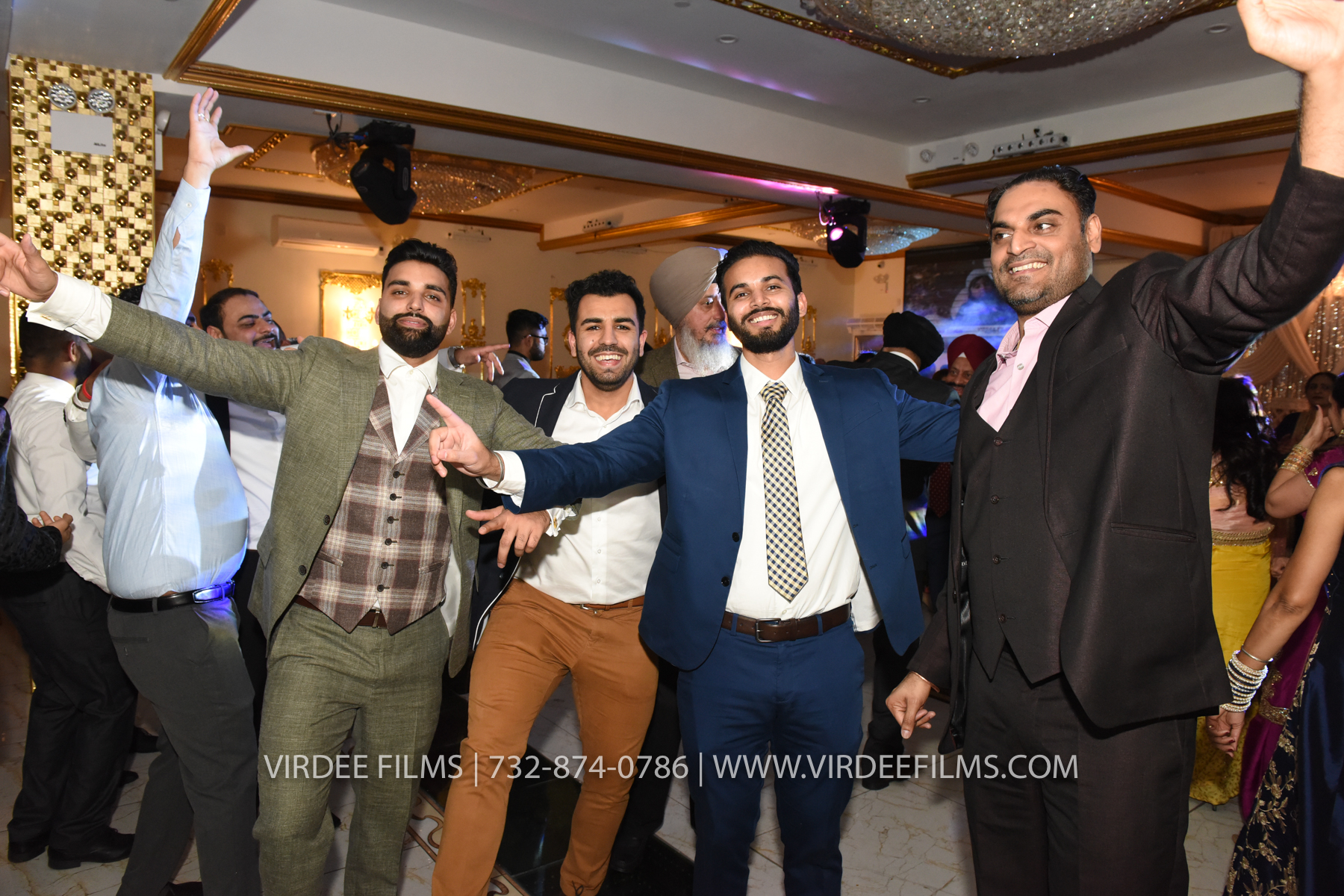 ZORA LOHRI (597)