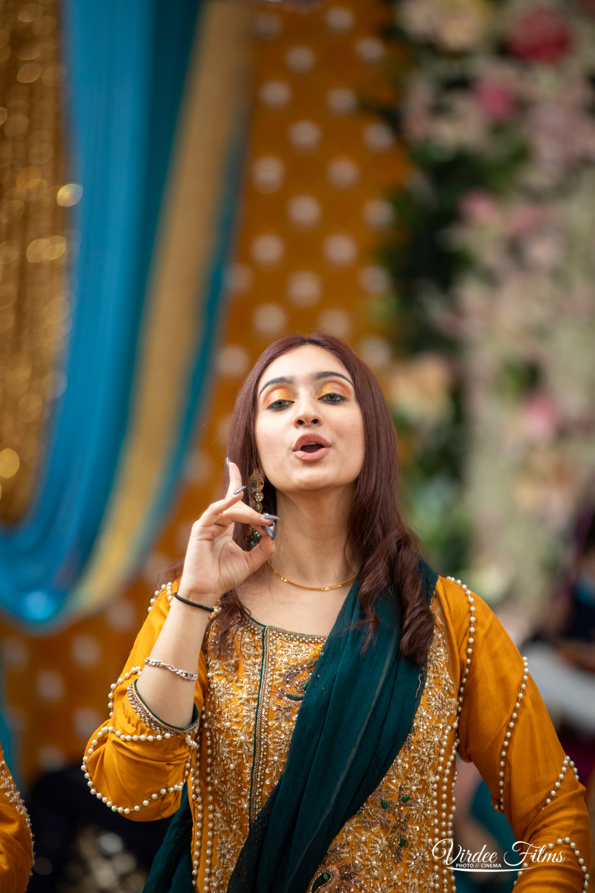 MEHNDI (682)