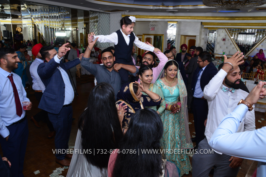 RECEPTION (1011)