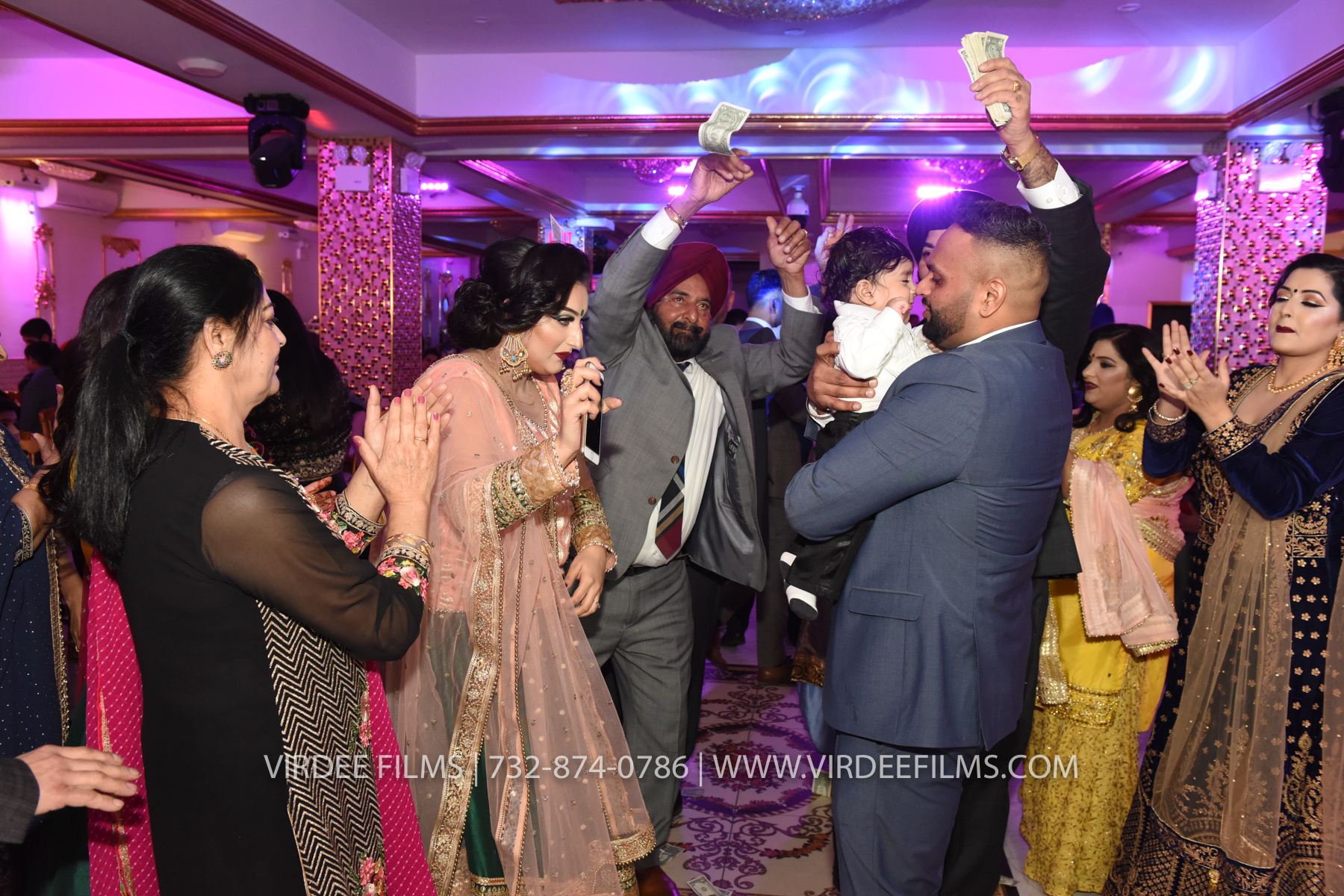 ZORA LOHRI (499)
