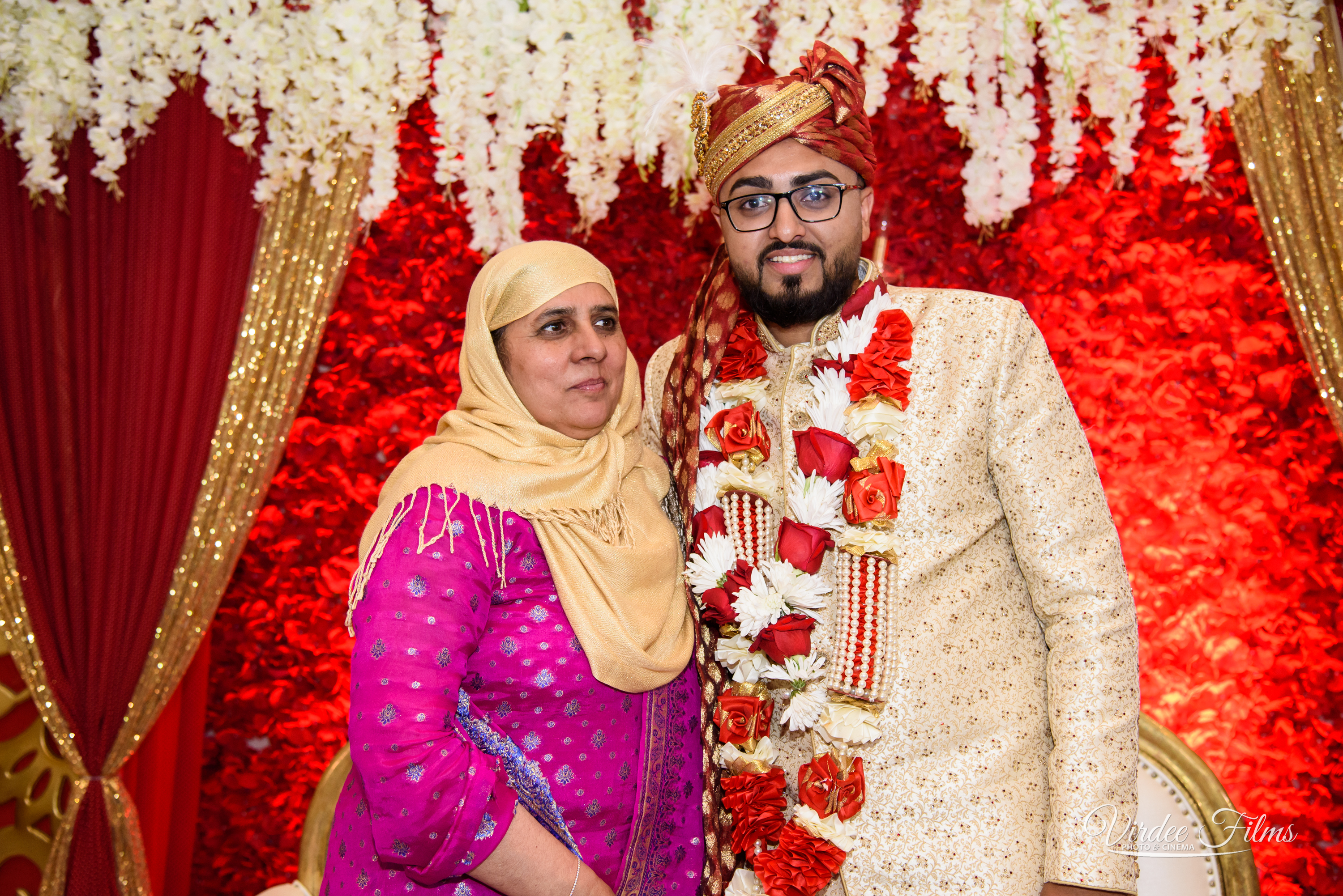 NIKAH (705)